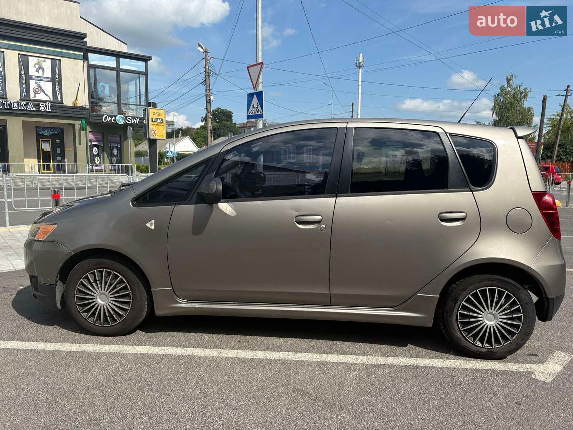 Mitsubishi Colt 2010 VIN XMCXNZ33A9F069813 фото оголошення 5 з 8