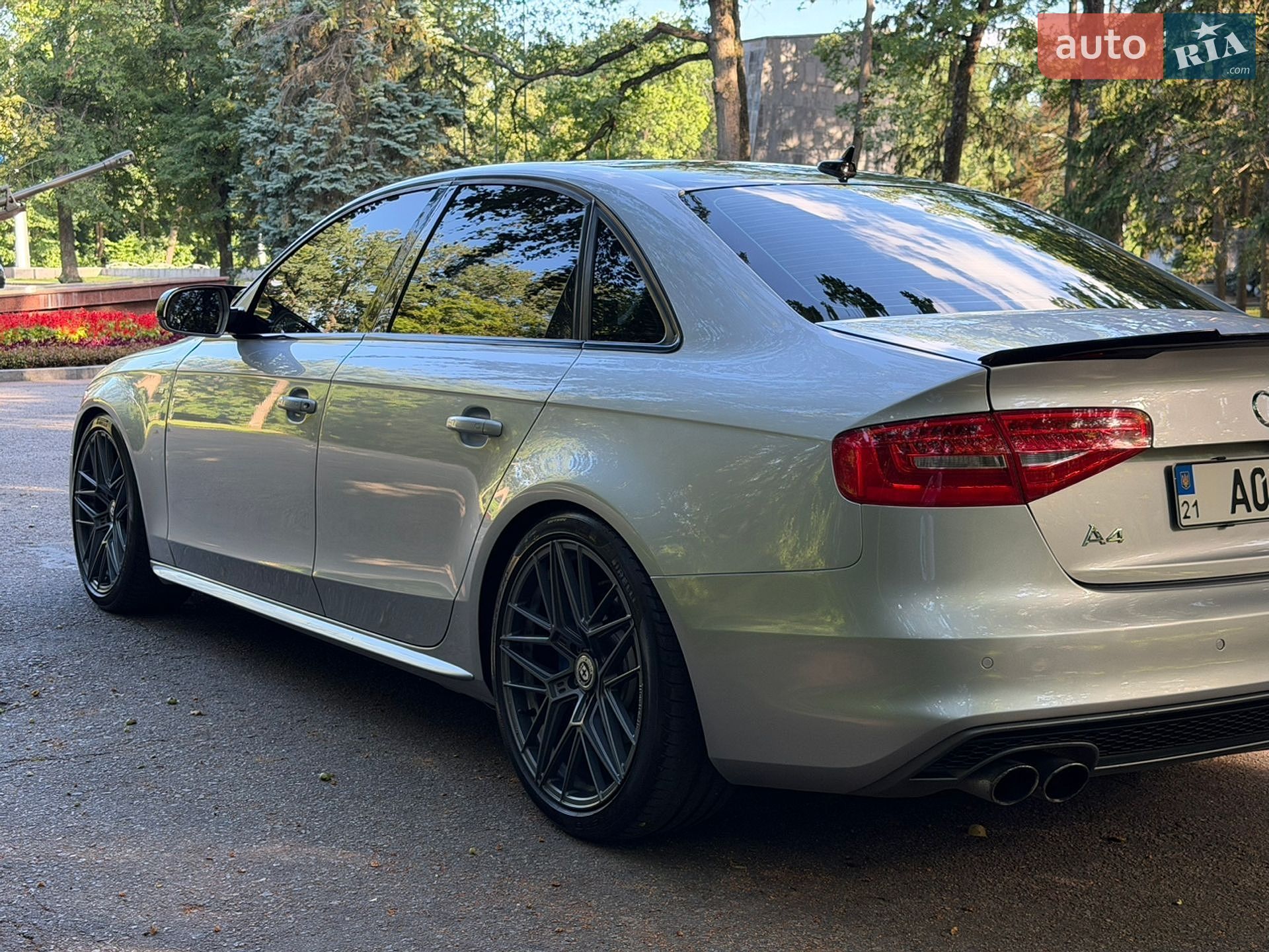 Audi A4 2015 VIN WAUBFAFL0GN017471 фото оголошення 26 з 67