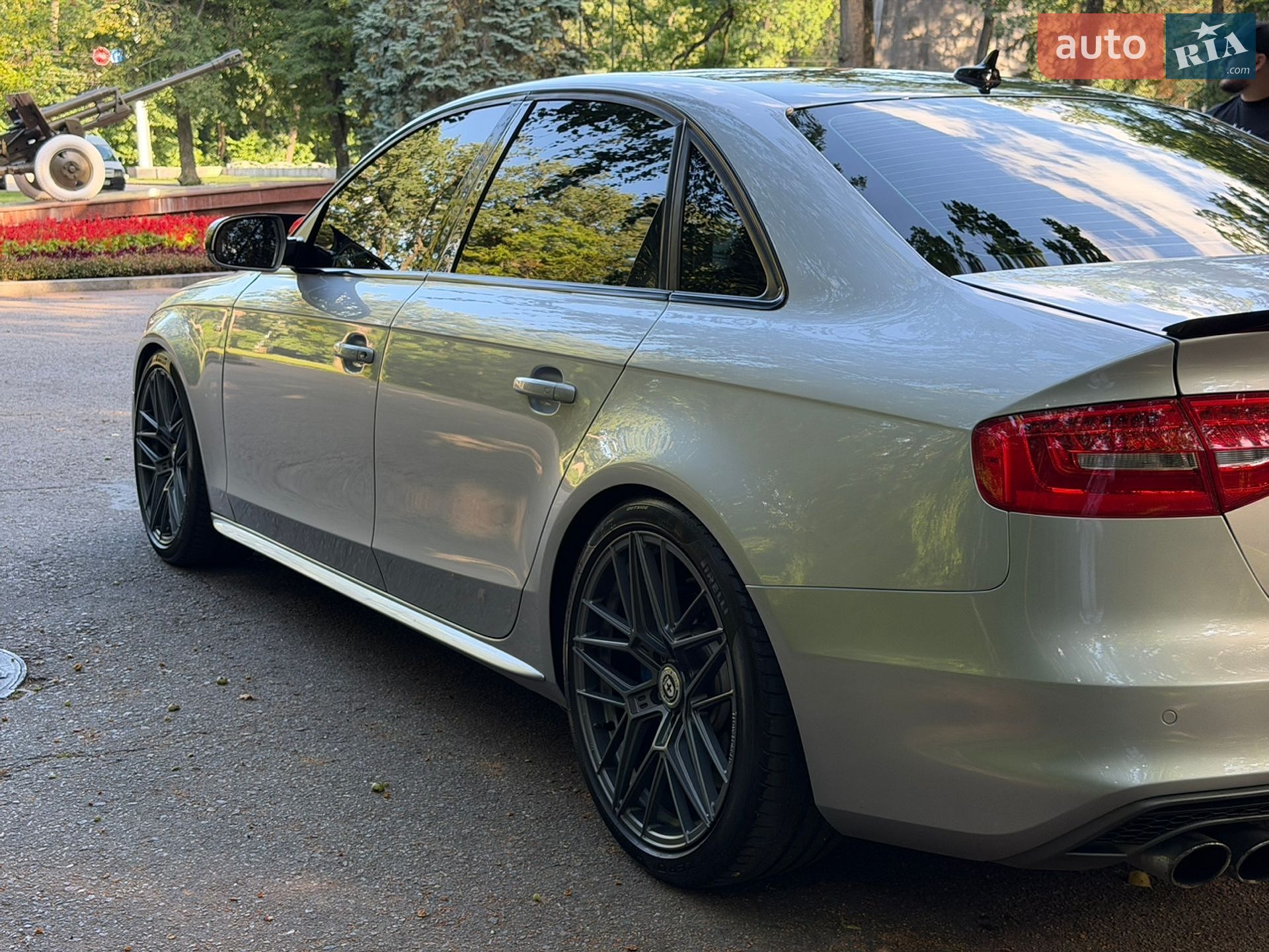 Audi A4 2015 VIN WAUBFAFL0GN017471 фото оголошення 20 з 67