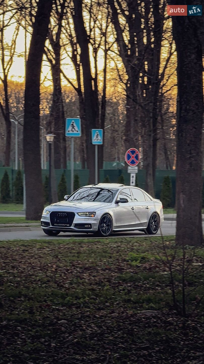 Audi A4 2015 VIN WAUBFAFL0GN017471 фото оголошення 12 з 67
