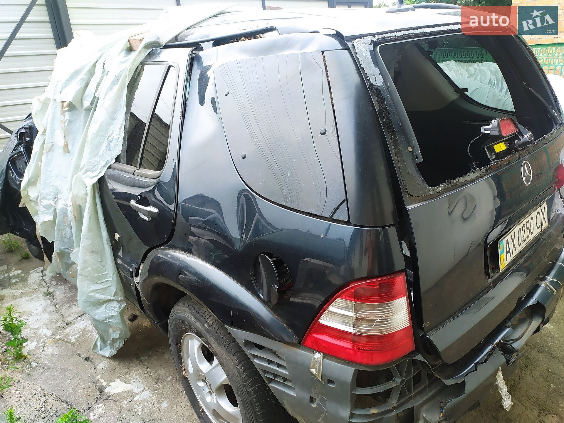 Mercedes-Benz M-Class 2004 VIN WDC1631571A482203 фото оголошення 2 з 5