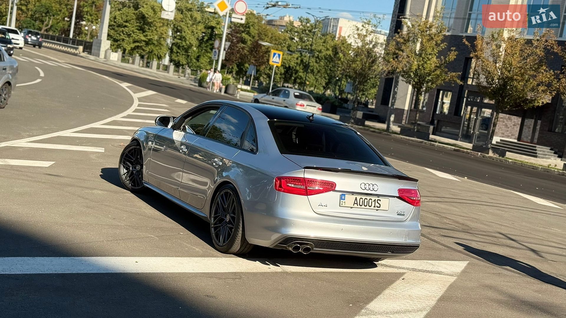 Audi A4 2015 VIN WAUBFAFL0GN017471 фото оголошення 33 з 67