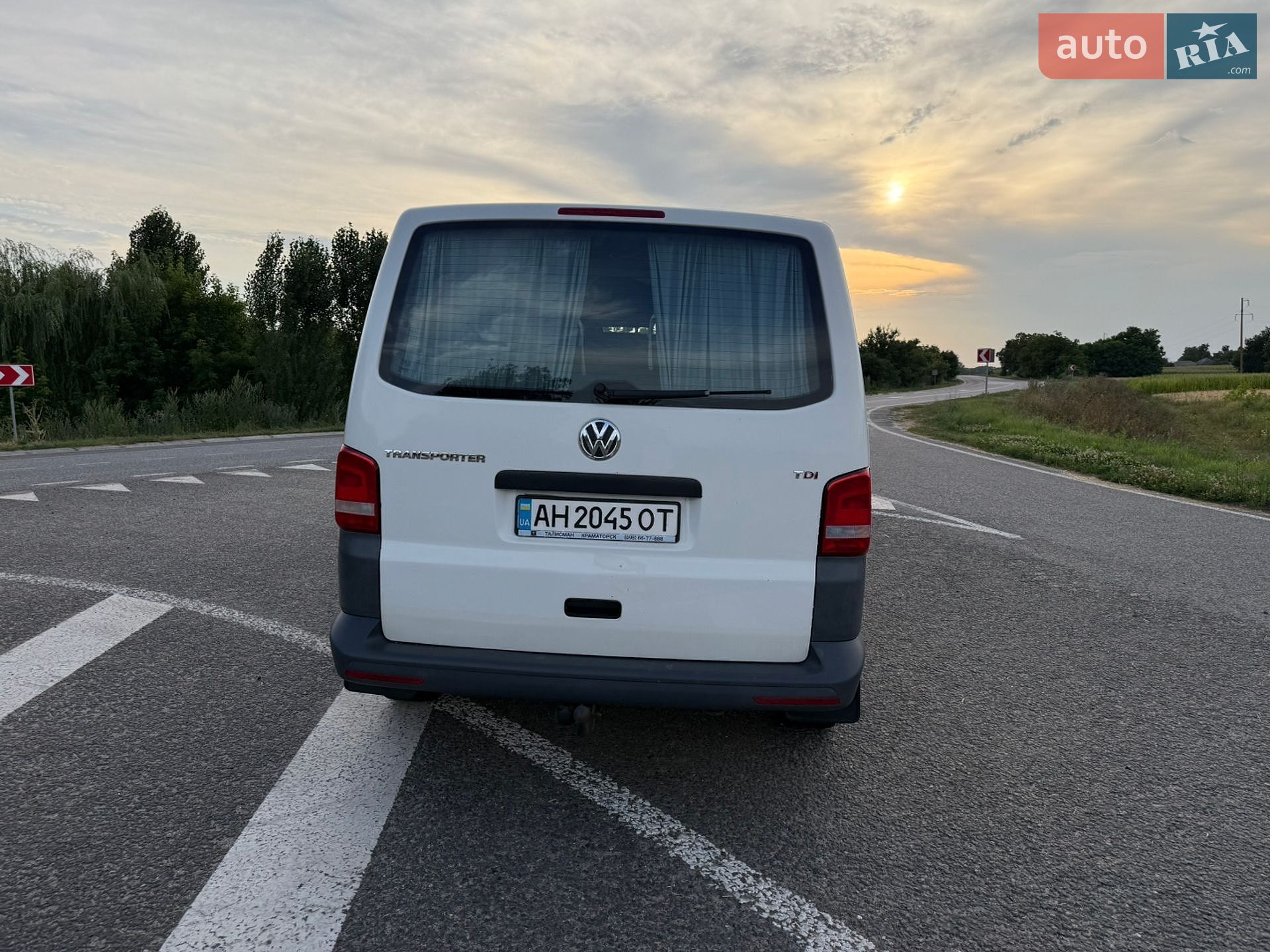 Volkswagen Transporter 2010 VIN WV1ZZZ7HZAH260152 фото оголошення 5 з 15