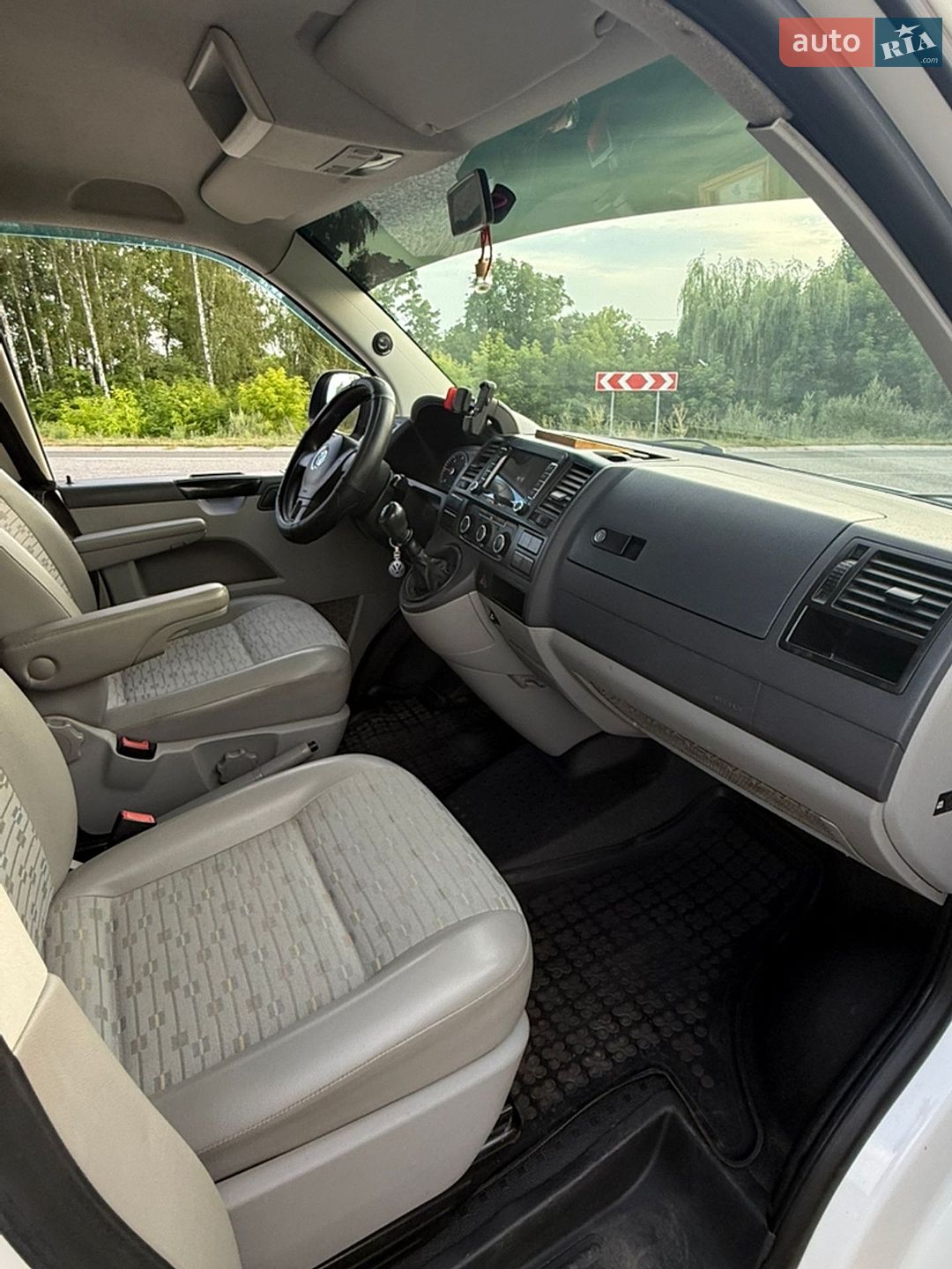 Volkswagen Transporter 2010 VIN WV1ZZZ7HZAH260152 фото оголошення 8 з 15