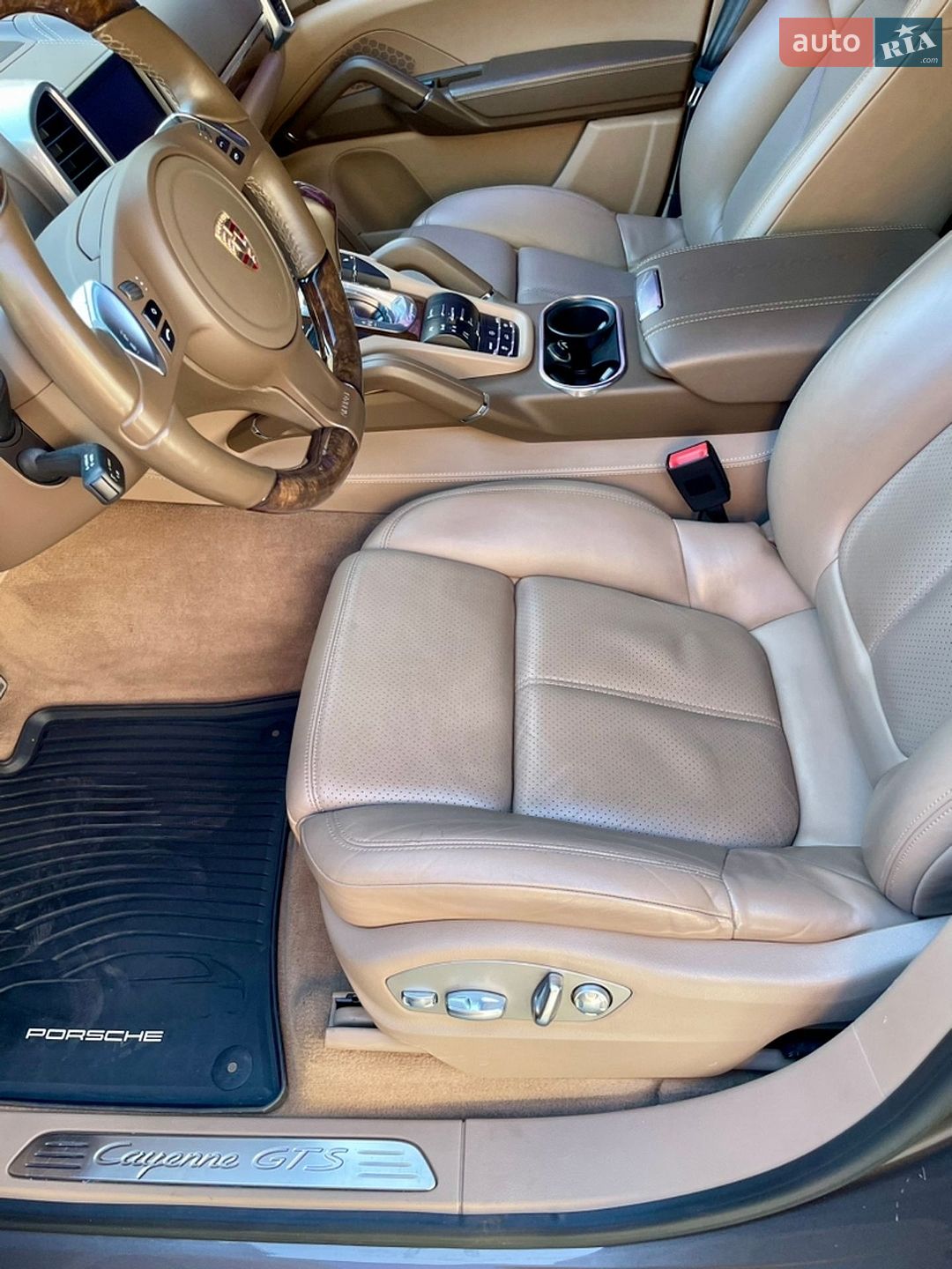 Porsche Cayenne 2013 VIN WP1ZZZ92ZDLA45419 фото оголошення 13 з 20