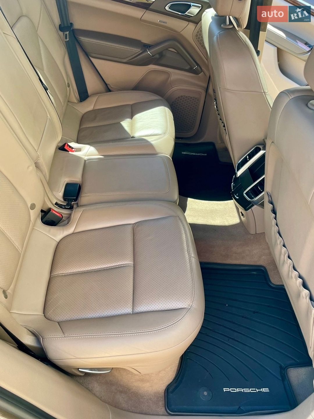Porsche Cayenne 2013 VIN WP1ZZZ92ZDLA45419 фото оголошення 17 з 20