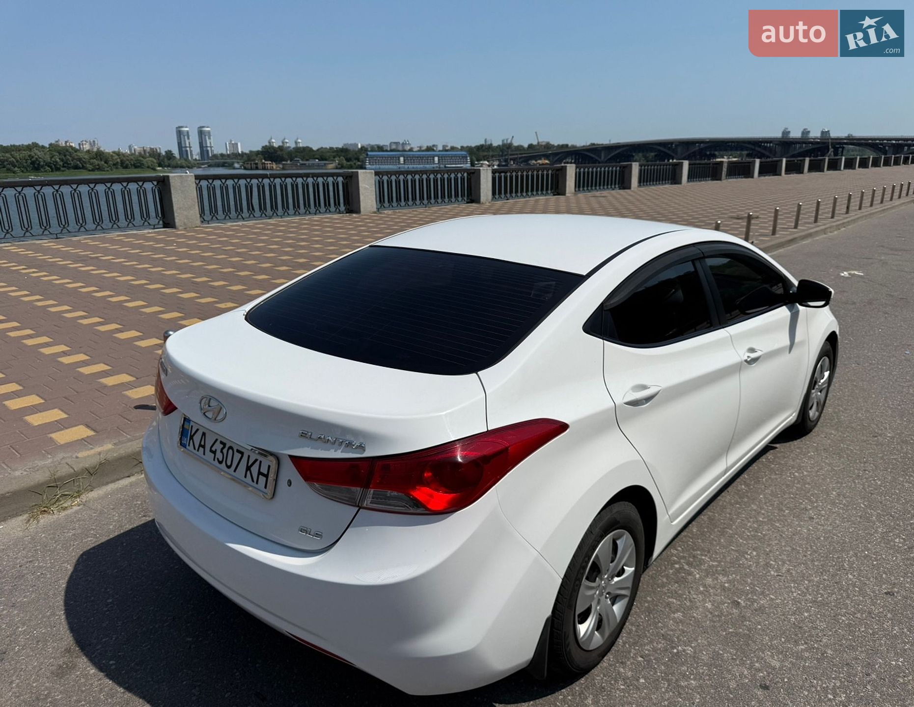 Hyundai Elantra 2013 VIN KMHDH41CADU941253 фото оголошення 5 з 19