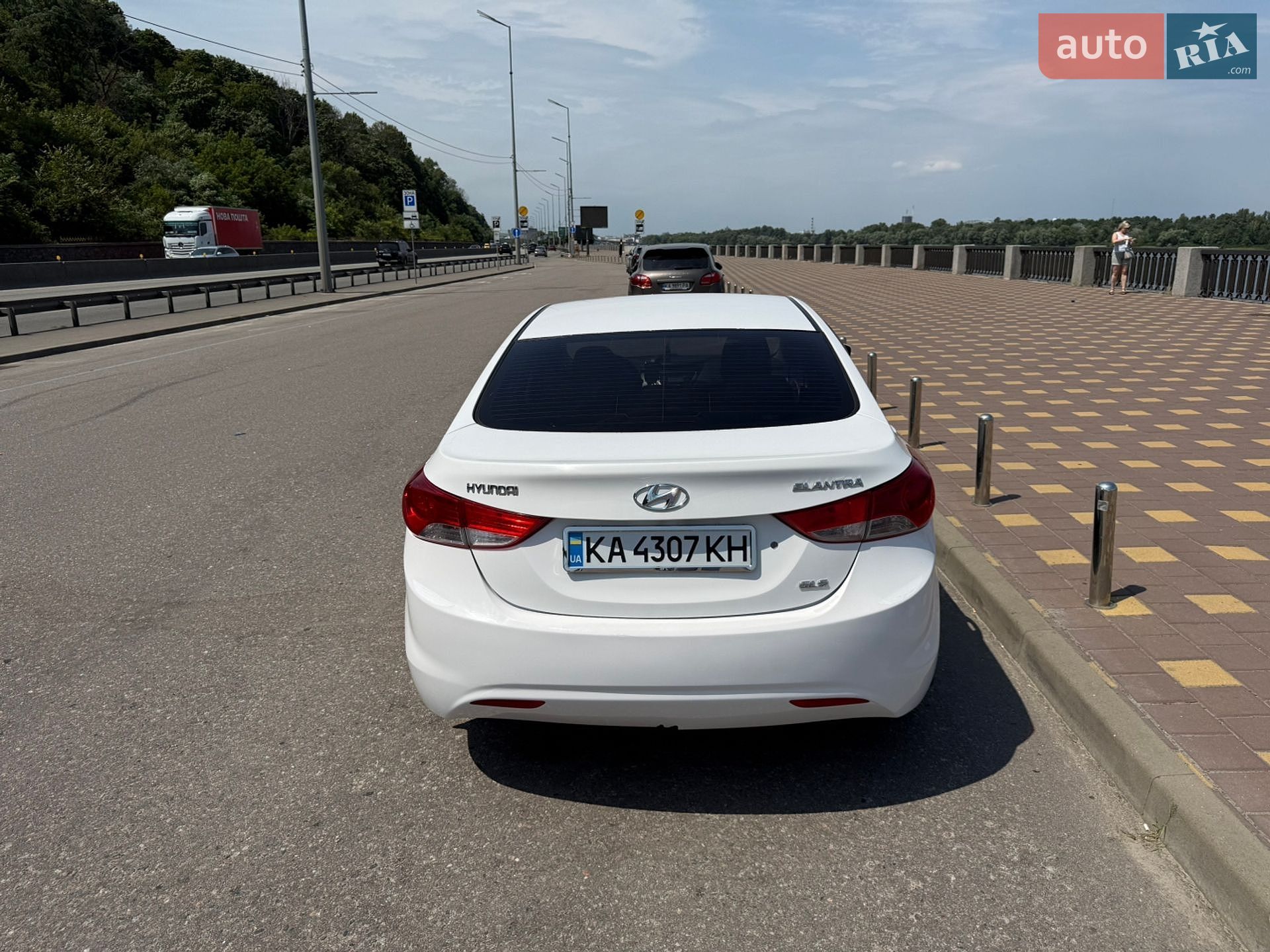 Hyundai Elantra 2013 VIN KMHDH41CADU941253 фото оголошення 12 з 19