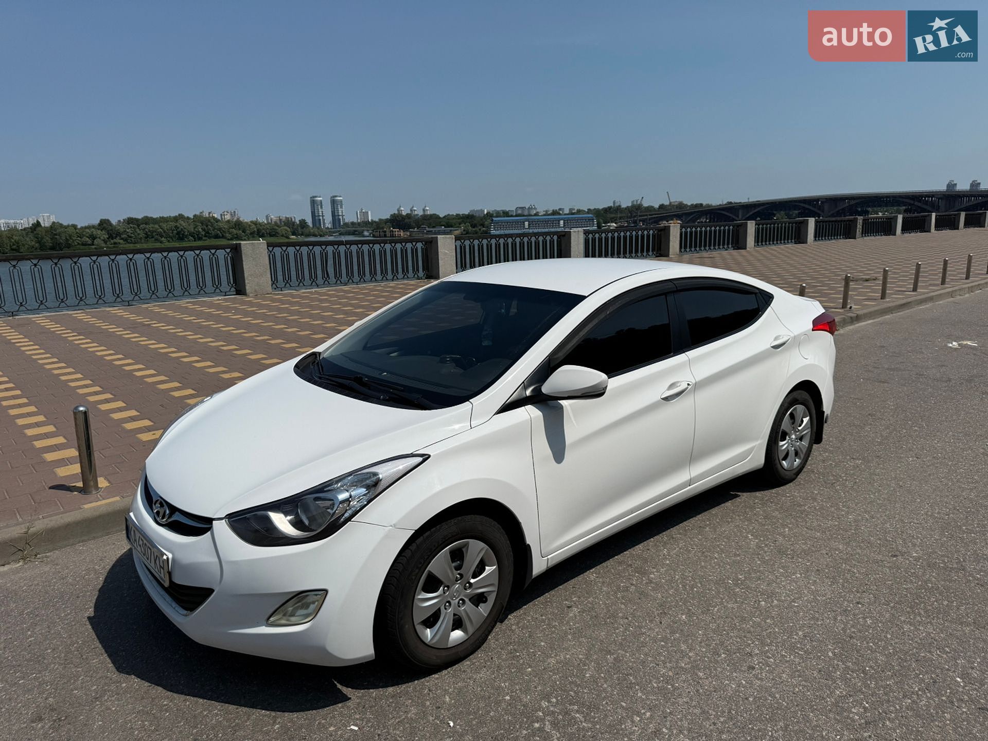 Hyundai Elantra 2013 VIN KMHDH41CADU941253 фото оголошення 15 з 19