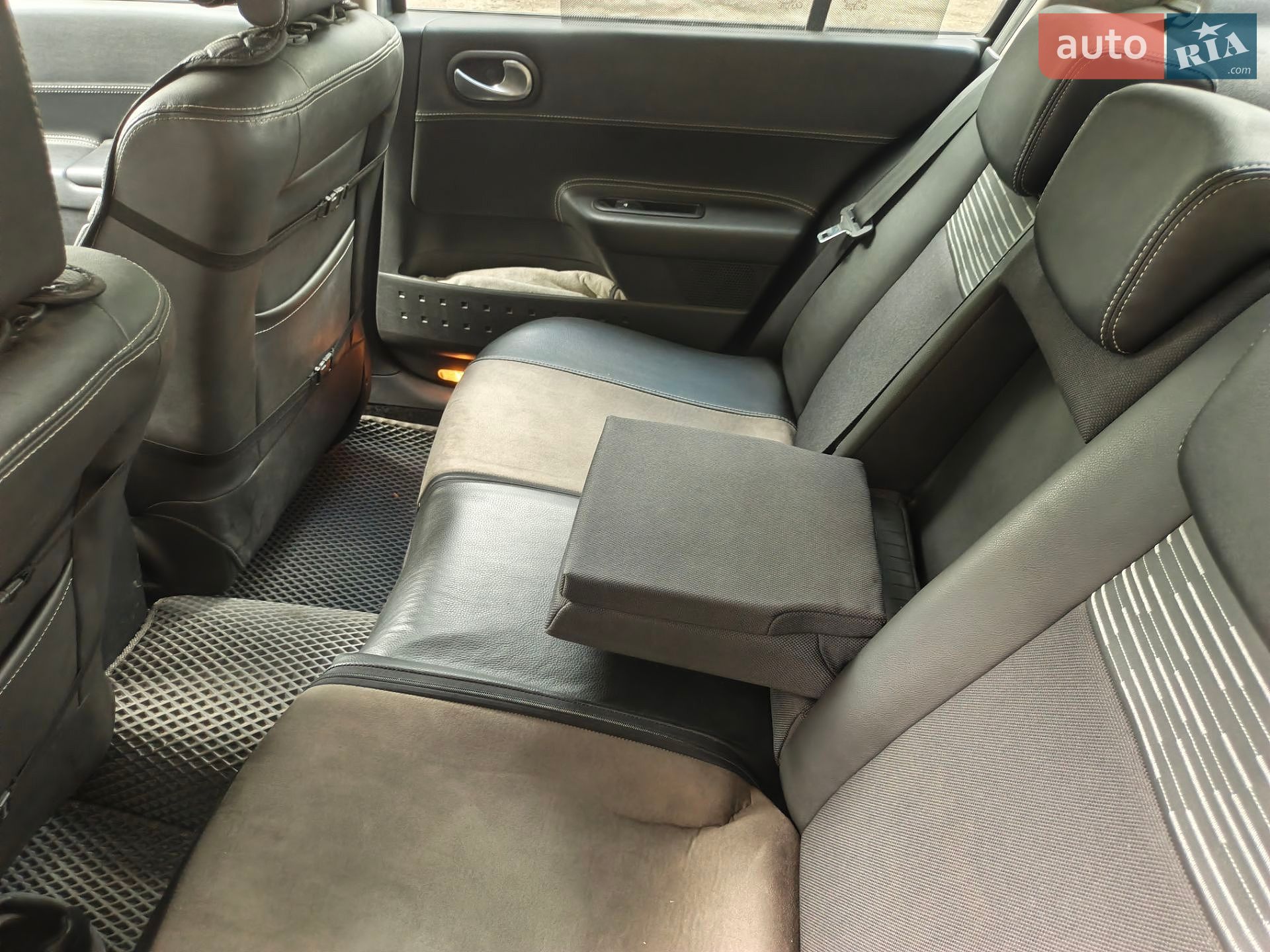 Renault Megane 2007 VIN VF1LM1B0H38244440 фото оголошення 5 з 17