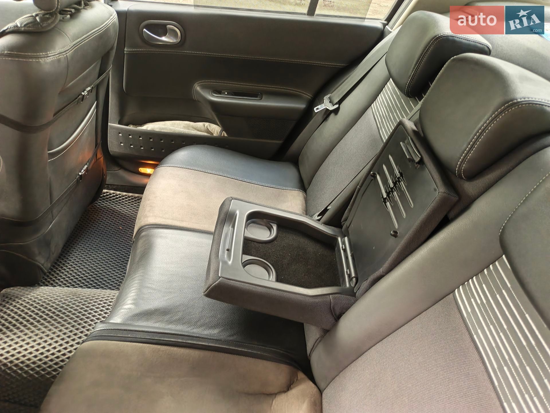Renault Megane 2007 VIN VF1LM1B0H38244440 фото оголошення 8 з 17