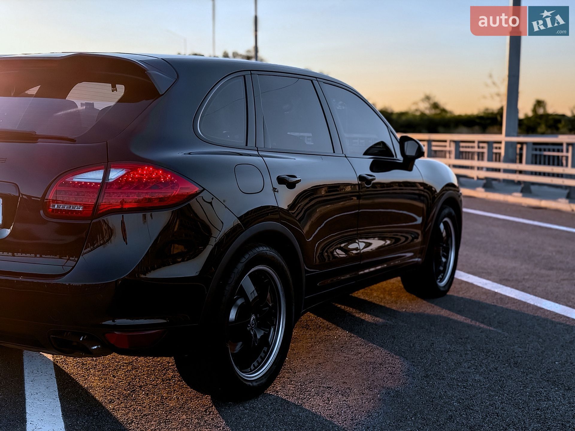 Porsche Cayenne 2010 VIN WP1ZZZ92ZBLA04527 фото оголошення 32 з 43