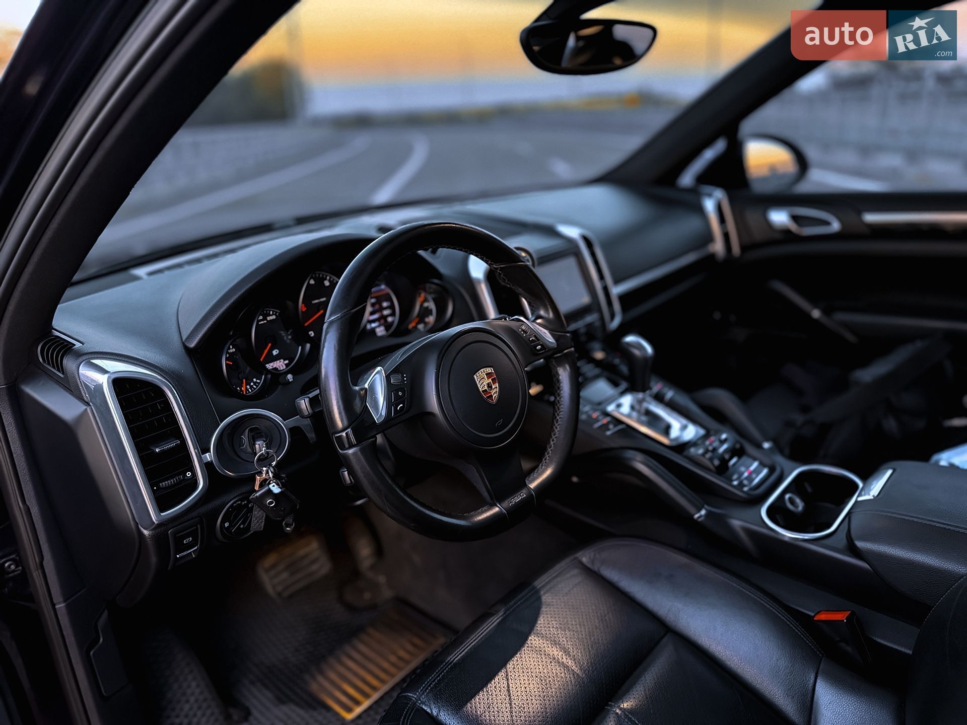 Porsche Cayenne 2010 VIN WP1ZZZ92ZBLA04527 фото оголошення 14 з 43
