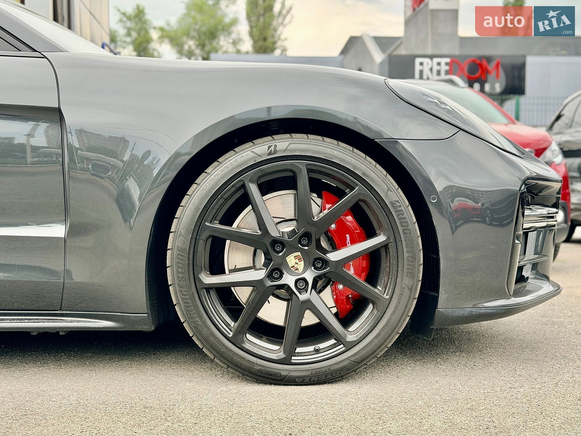 Porsche Panamera 2025 VIN WP0ZZZYAZTL070031 фото оголошення 4 з 50