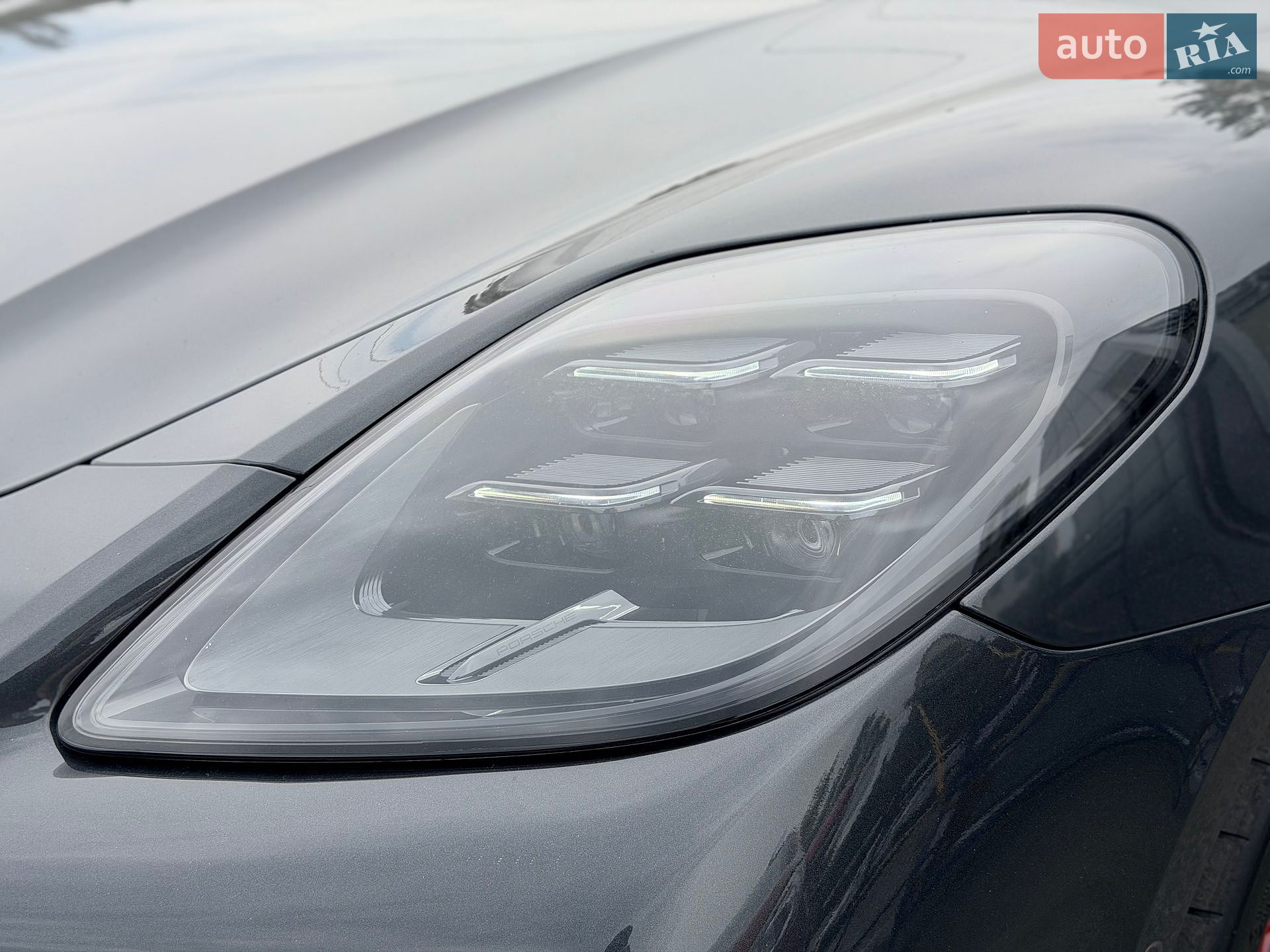 Porsche Panamera 2025 VIN WP0ZZZYAZTL070031 фото оголошення 11 з 50