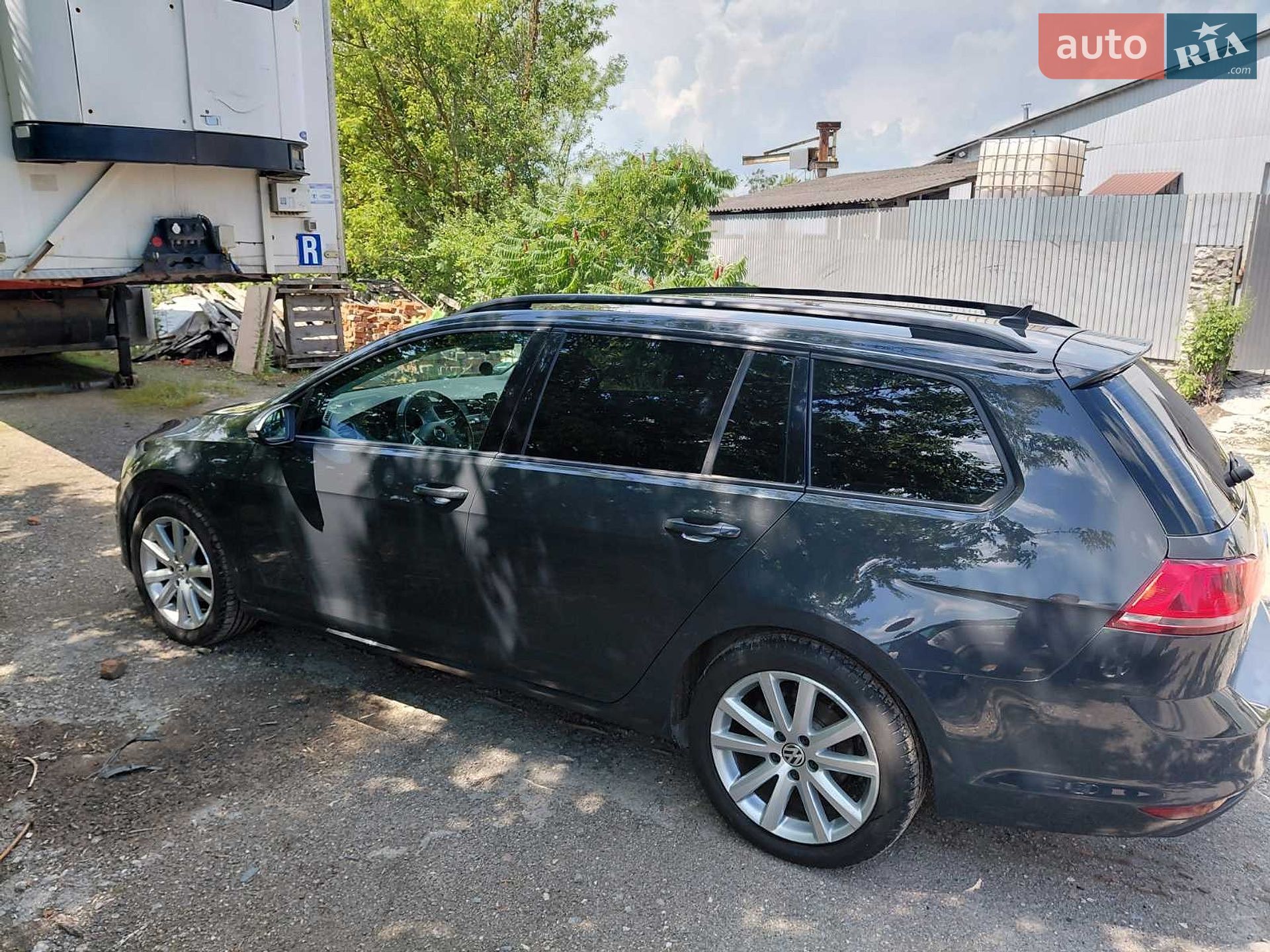 Volkswagen Golf 2016 VIN WVWZZZAUZGP601635 фото оголошення 5 з 17