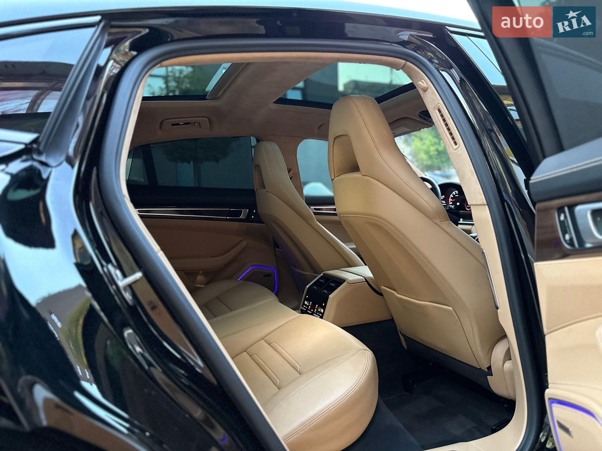 Porsche Panamera 2022 VIN WP0AJ2A78NL101575 фото оголошення 22 з 39