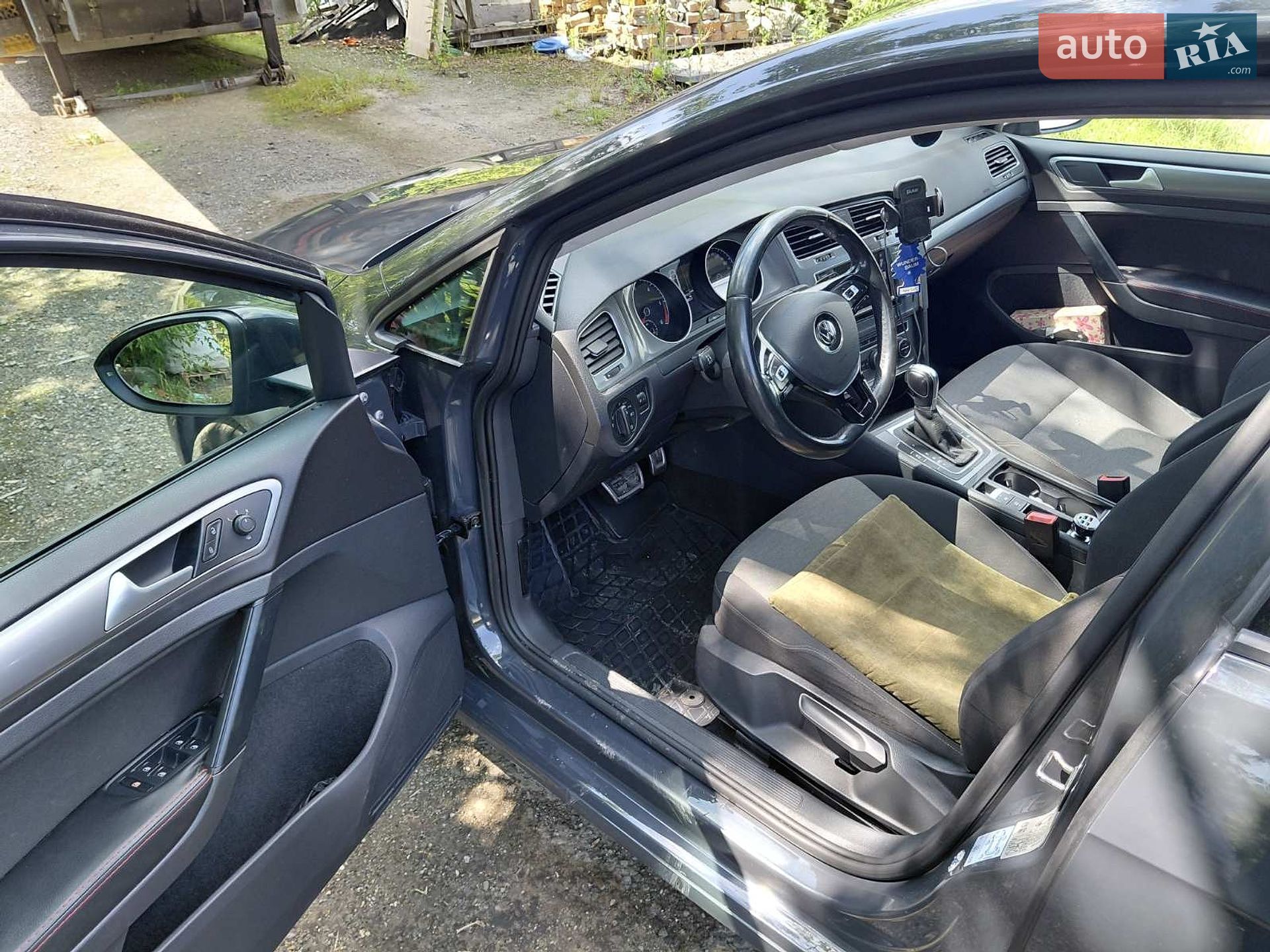 Volkswagen Golf 2016 VIN WVWZZZAUZGP601635 фото оголошення 10 з 17