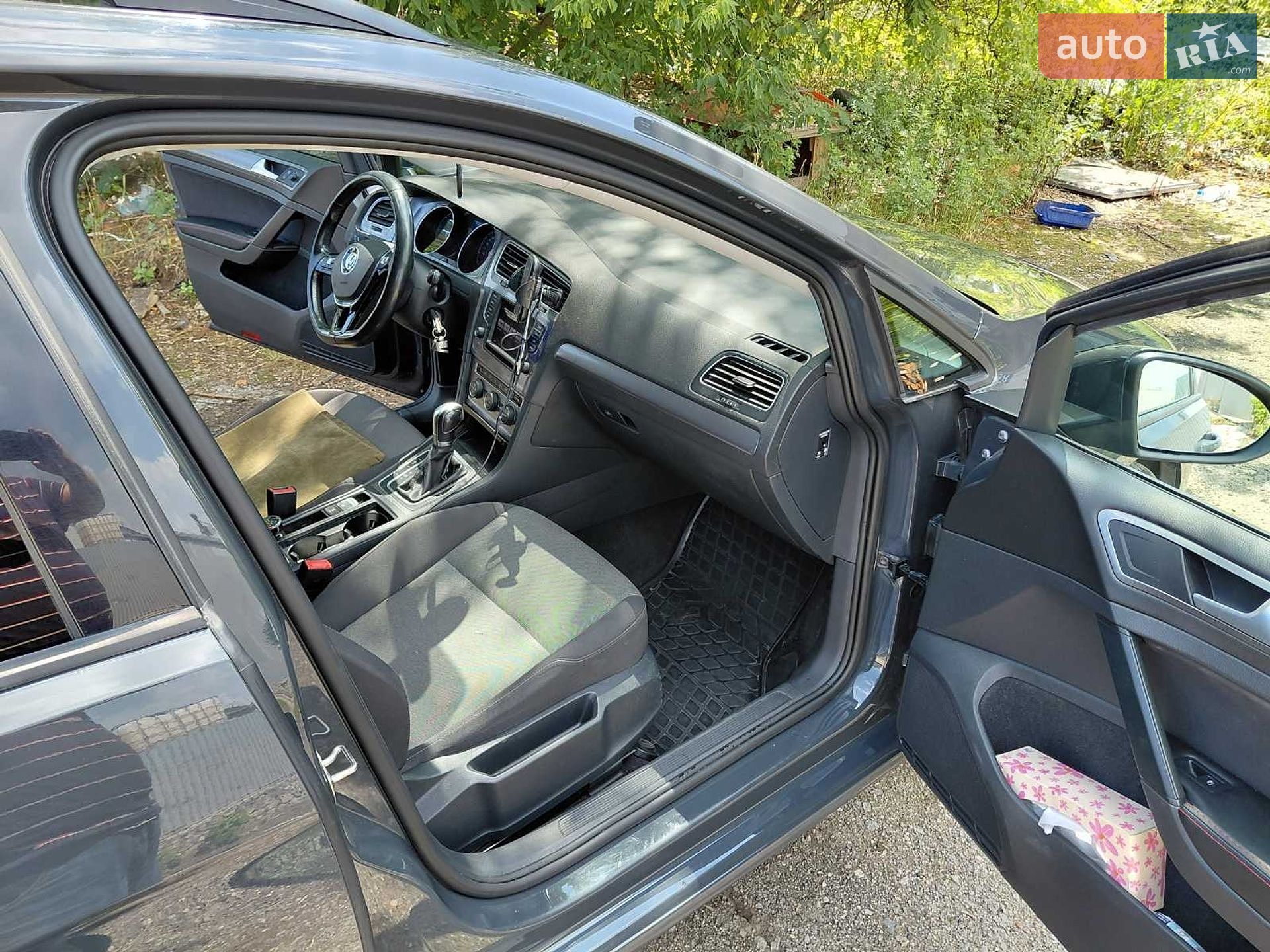Volkswagen Golf 2016 VIN WVWZZZAUZGP601635 фото оголошення 12 з 17