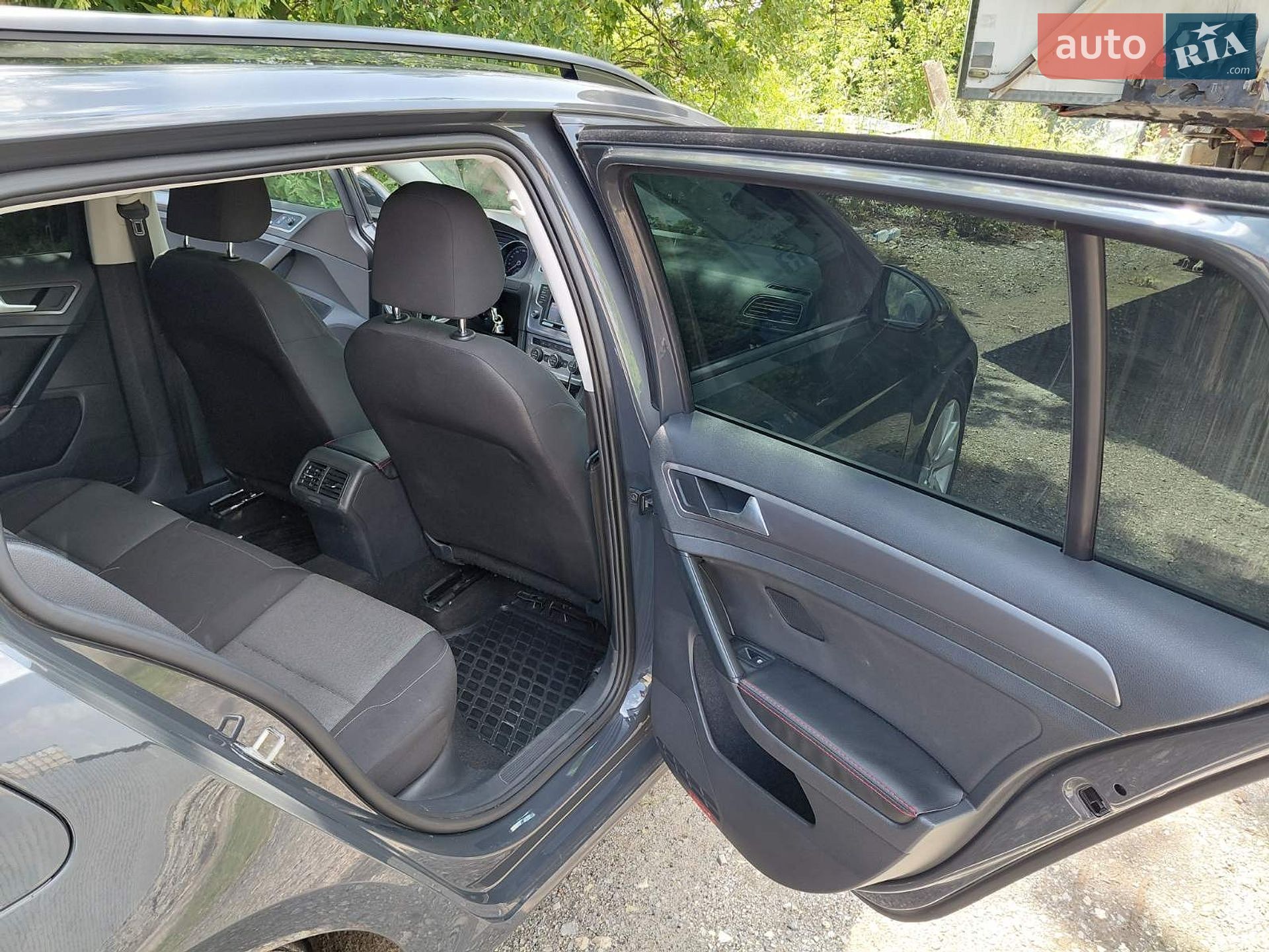 Volkswagen Golf 2016 VIN WVWZZZAUZGP601635 фото оголошення 13 з 17