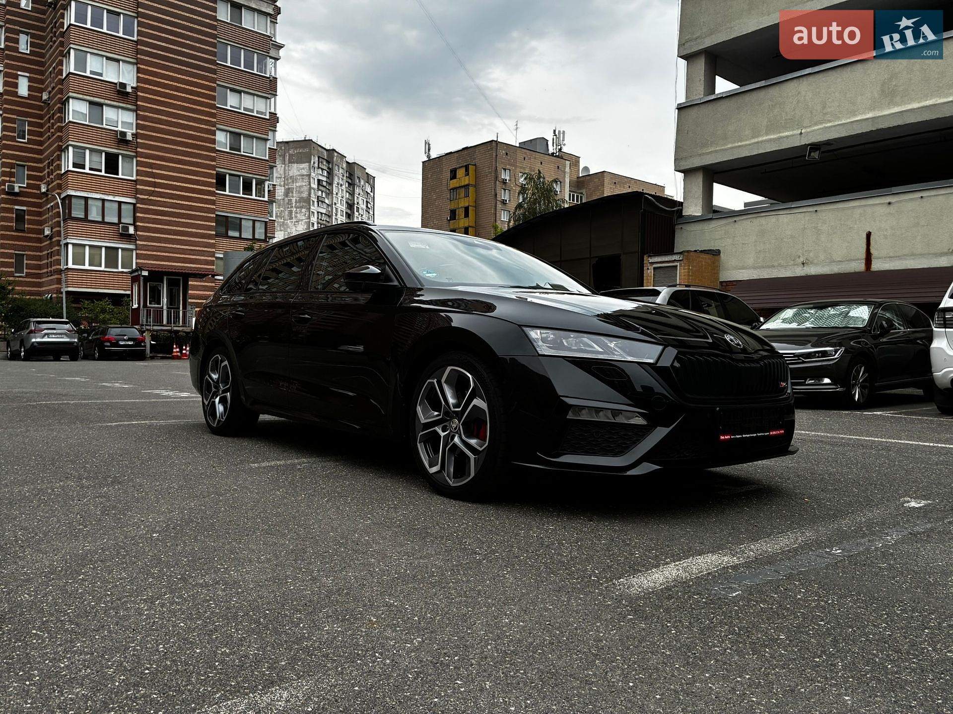 Skoda Octavia 2023 VIN TMBLK0NX1PY006401 фото оголошення 11 з 220