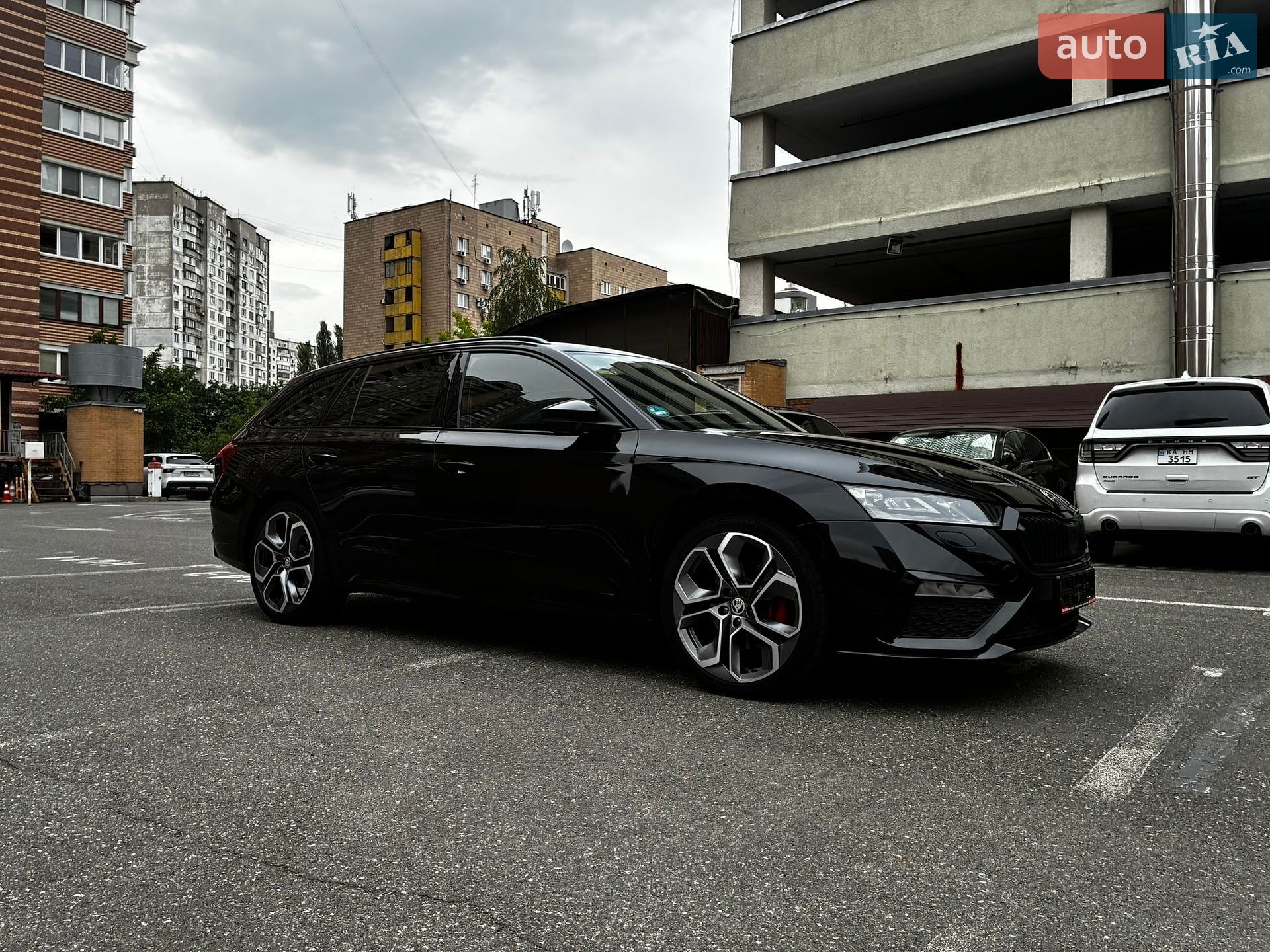 Skoda Octavia 2023 VIN TMBLK0NX1PY006401 фото оголошення 13 з 220