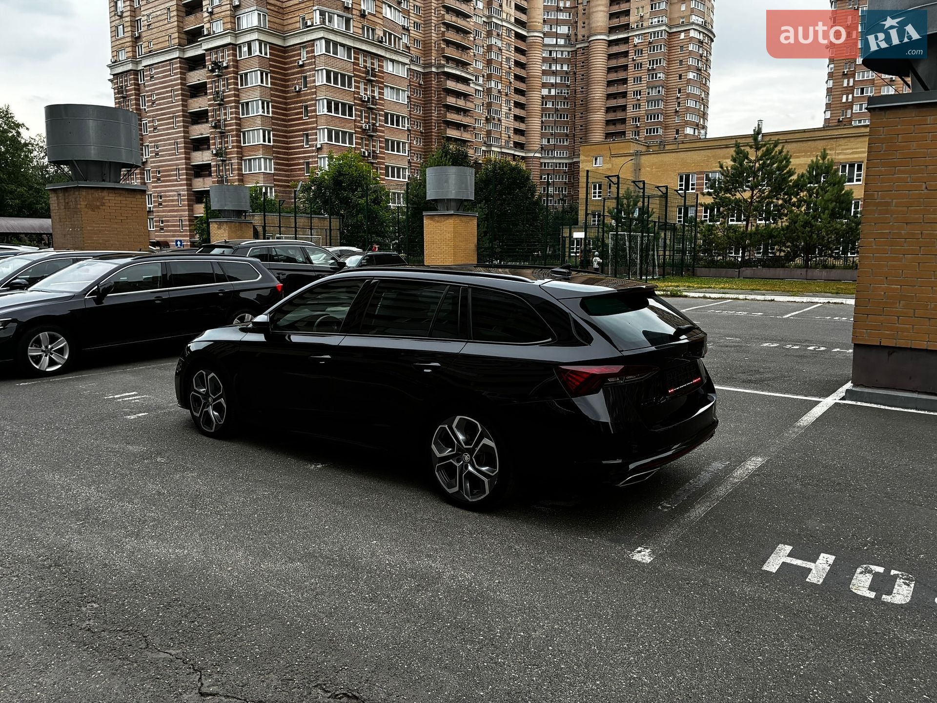 Skoda Octavia 2023 VIN TMBLK0NX1PY006401 фото оголошення 26 з 220