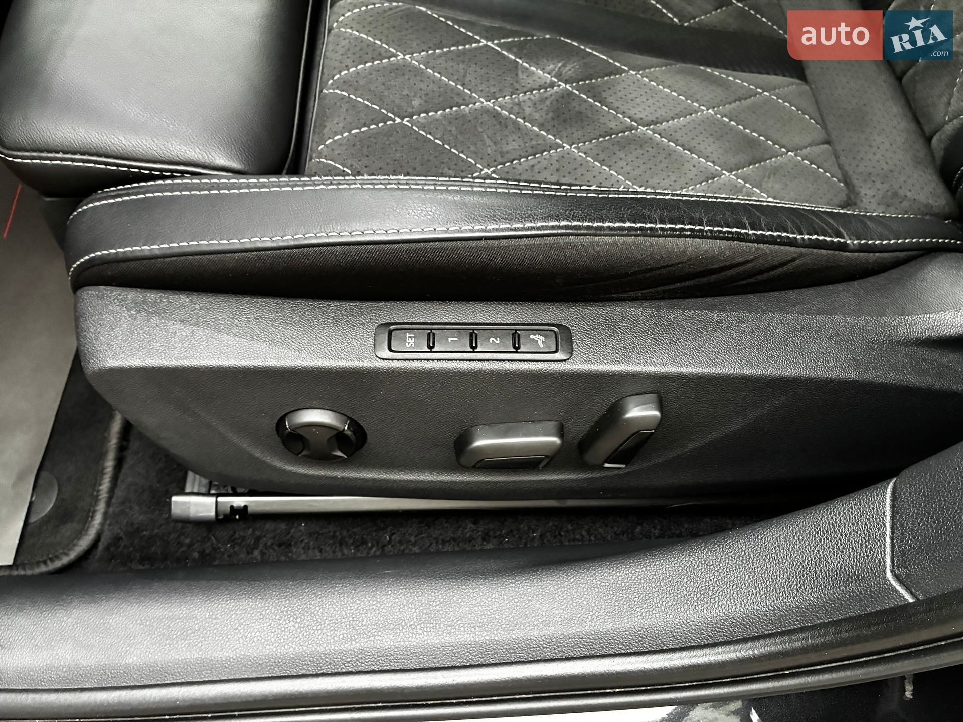 Skoda Octavia 2023 VIN TMBLK0NX1PY006401 фото оголошення 85 з 220