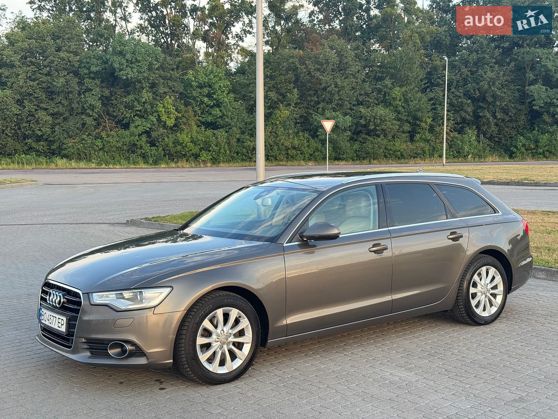Audi A6 2012 VIN WAUZZZ4GXDN054971 фото оголошення 11 з 93