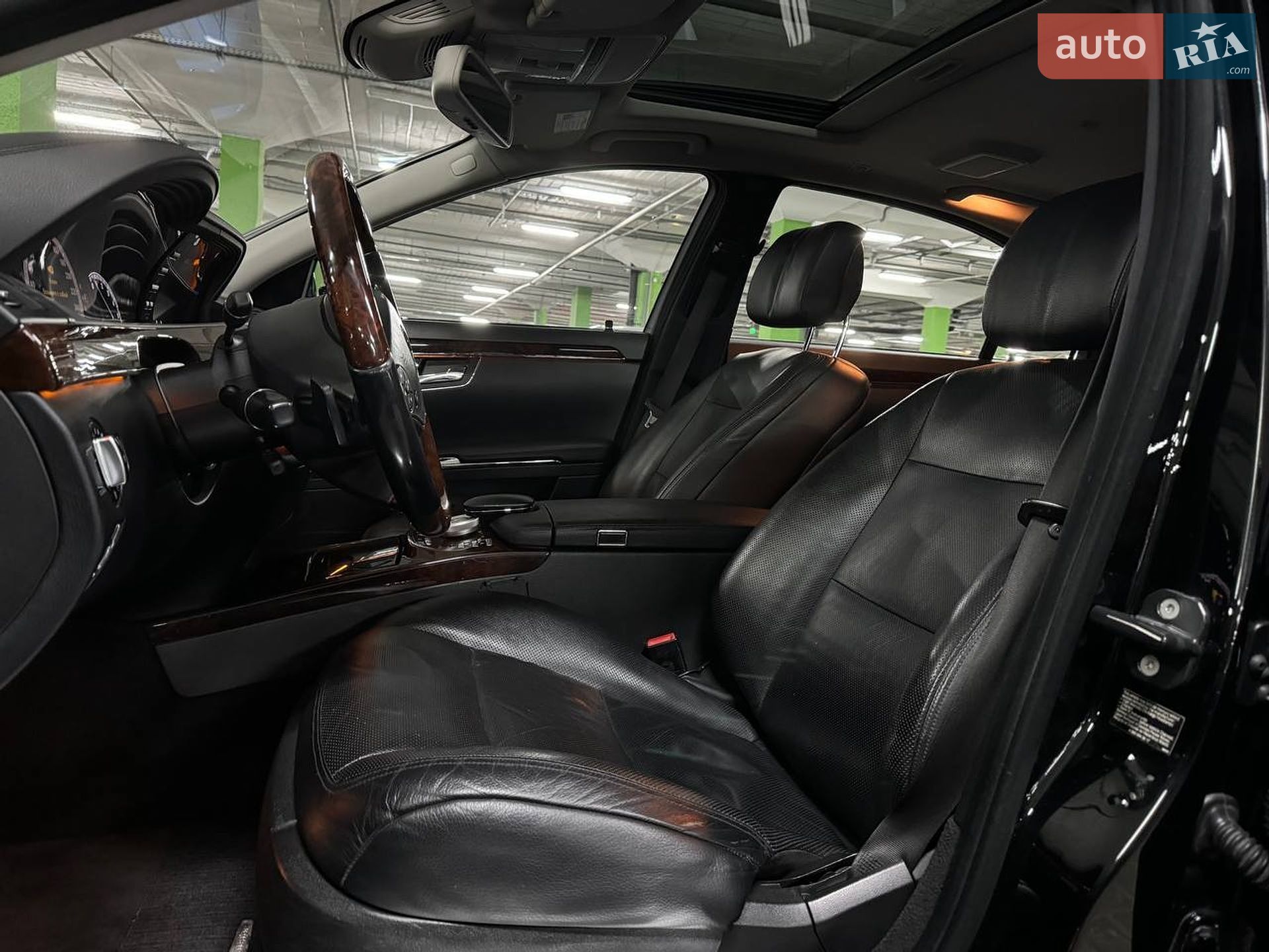 Mercedes-Benz S-Class 2012 VIN WDDNG8DB1DA508365 фото оголошення 5 з 10