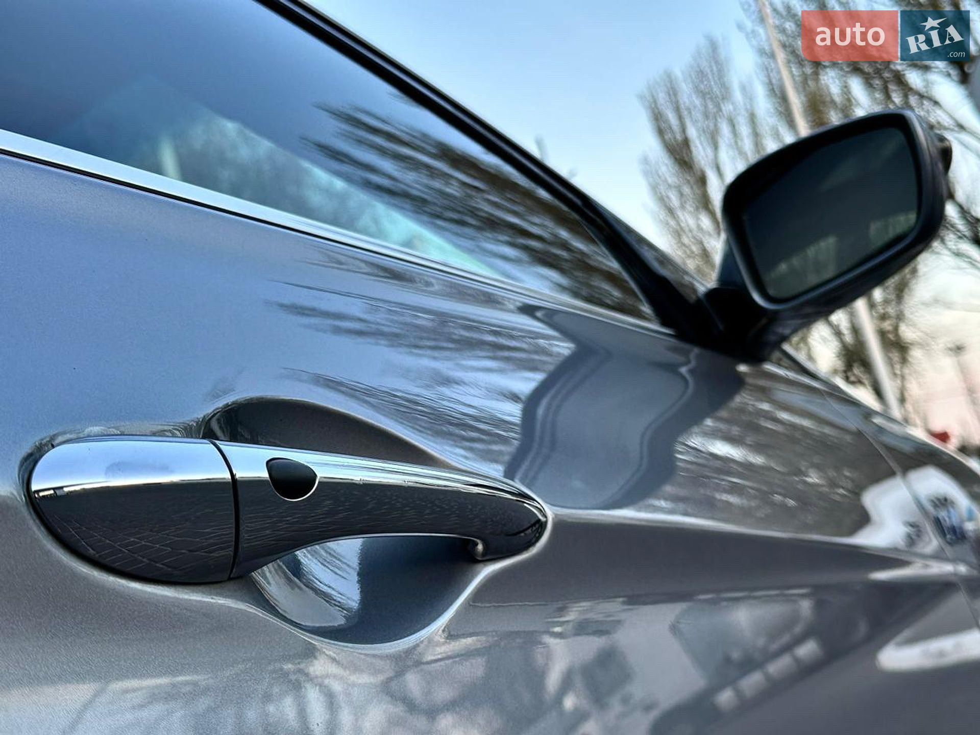Hyundai Sonata 2014 VIN KMHEC4A4XFA130212 фото оголошення 2 з 20