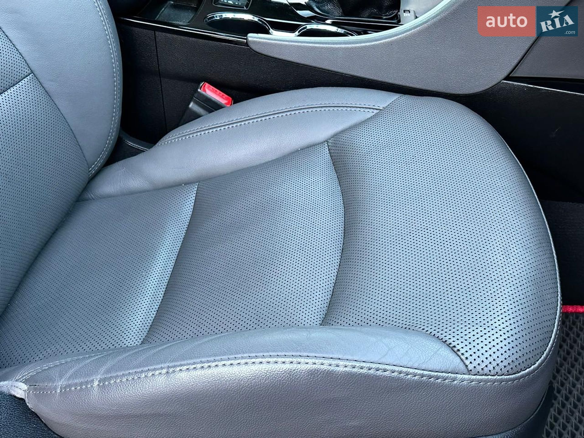 Hyundai Sonata 2014 VIN KMHEC4A4XFA130212 фото оголошення 5 з 20