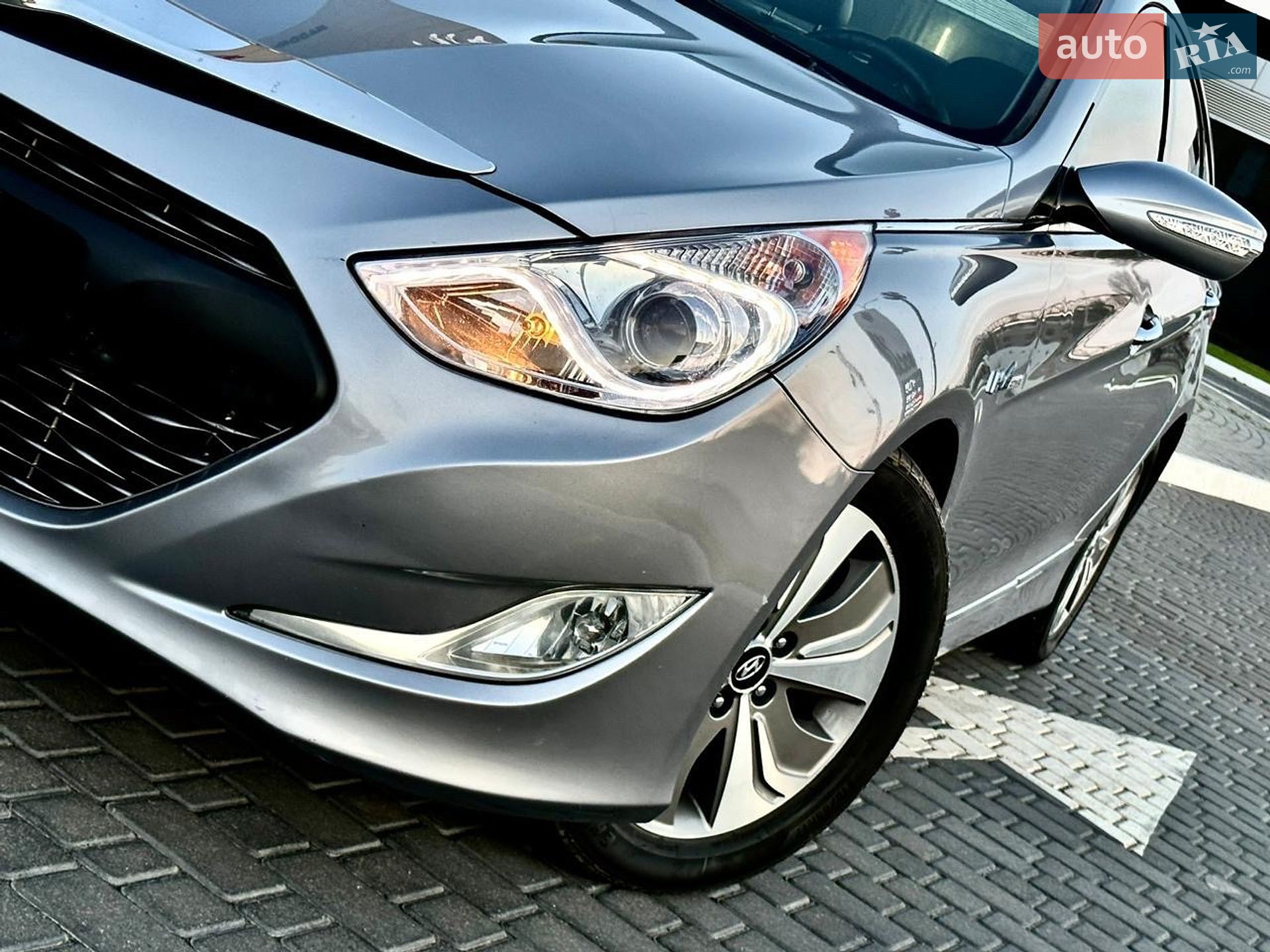 Hyundai Sonata 2014 VIN KMHEC4A4XFA130212 фото оголошення 10 з 20