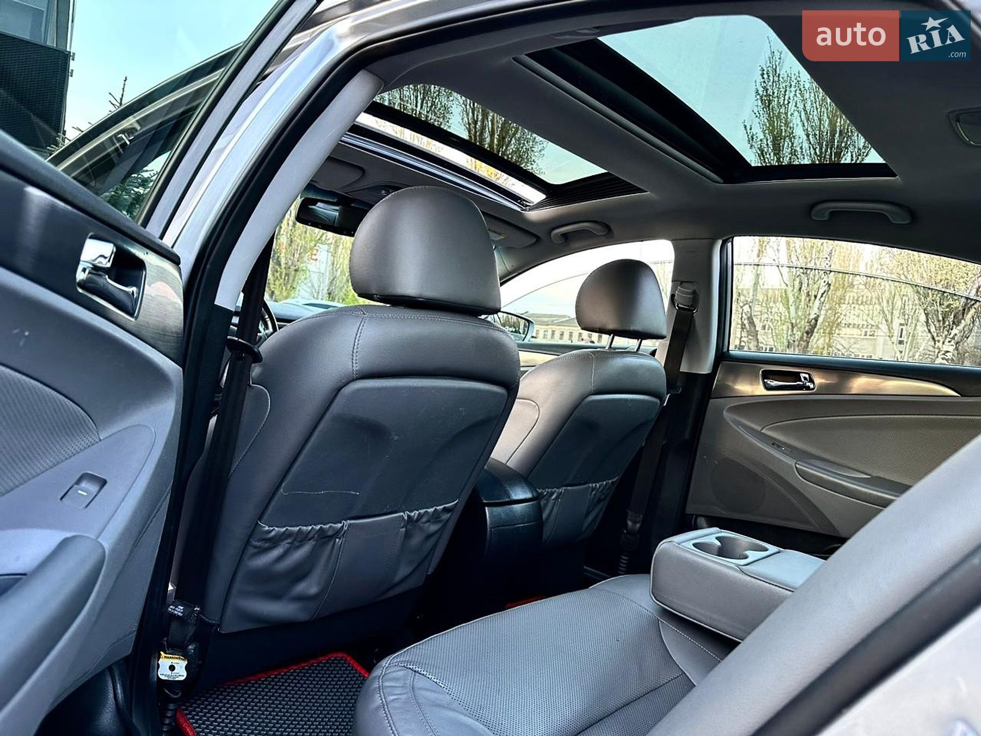 Hyundai Sonata 2014 VIN KMHEC4A4XFA130212 фото оголошення 16 з 20