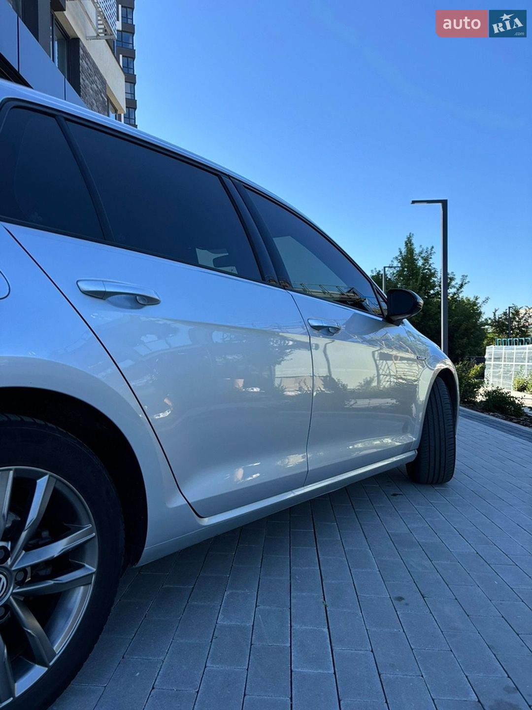 Volkswagen e-Golf 2019 VIN WVWZZZAUZK8908507 фото оголошення 6 з 12