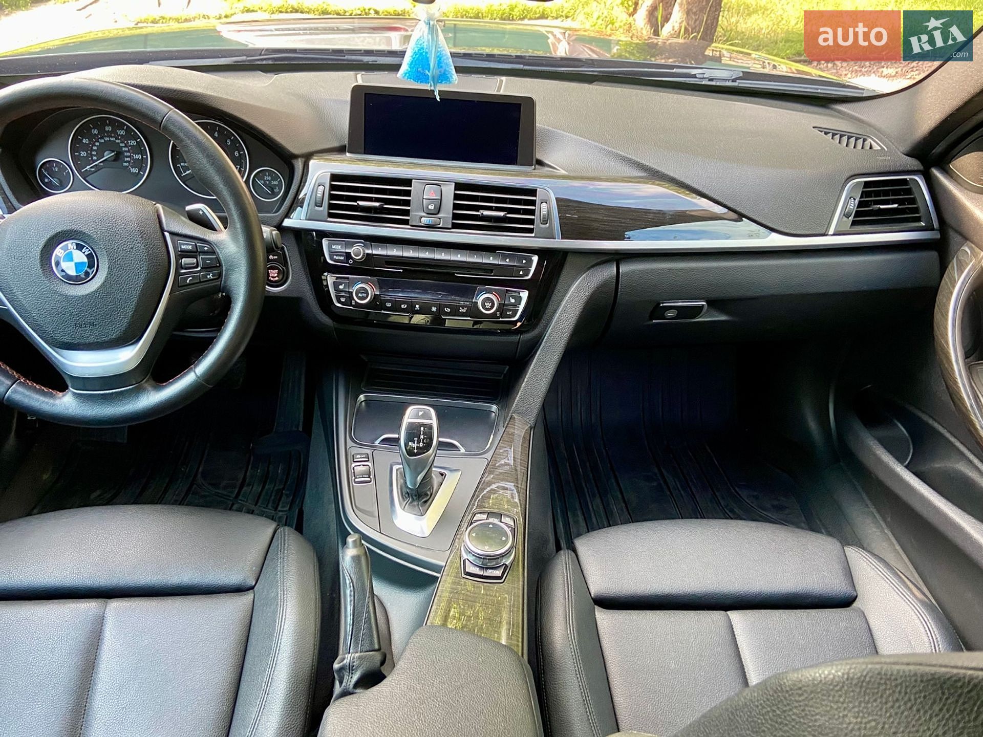 BMW 3 Series 2015 VIN WBA8E3G57GNT77829 фото оголошення 8 з 9
