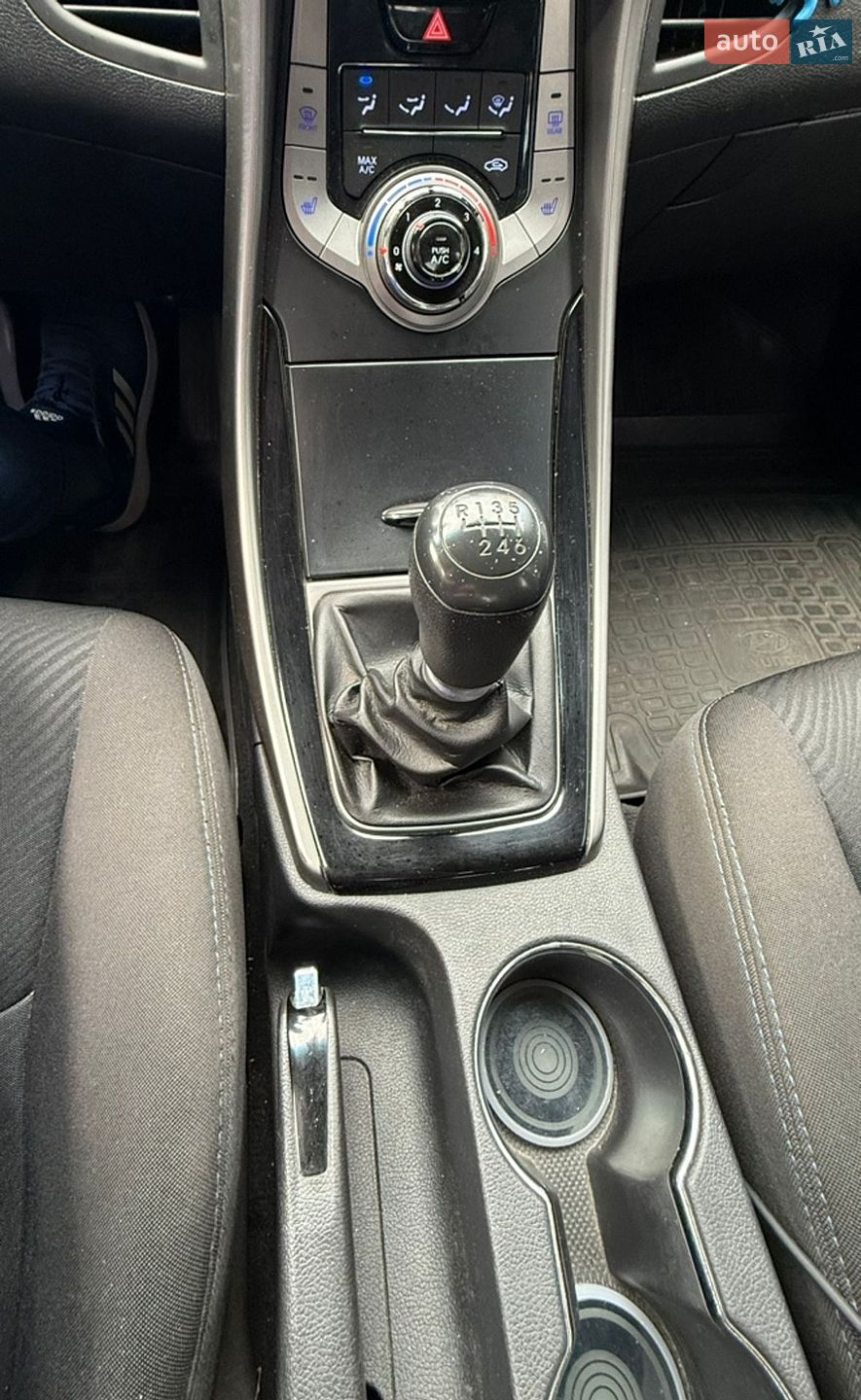 Hyundai Elantra 2013 VIN KMHDH41CADU941253 фото оголошення 18 з 19