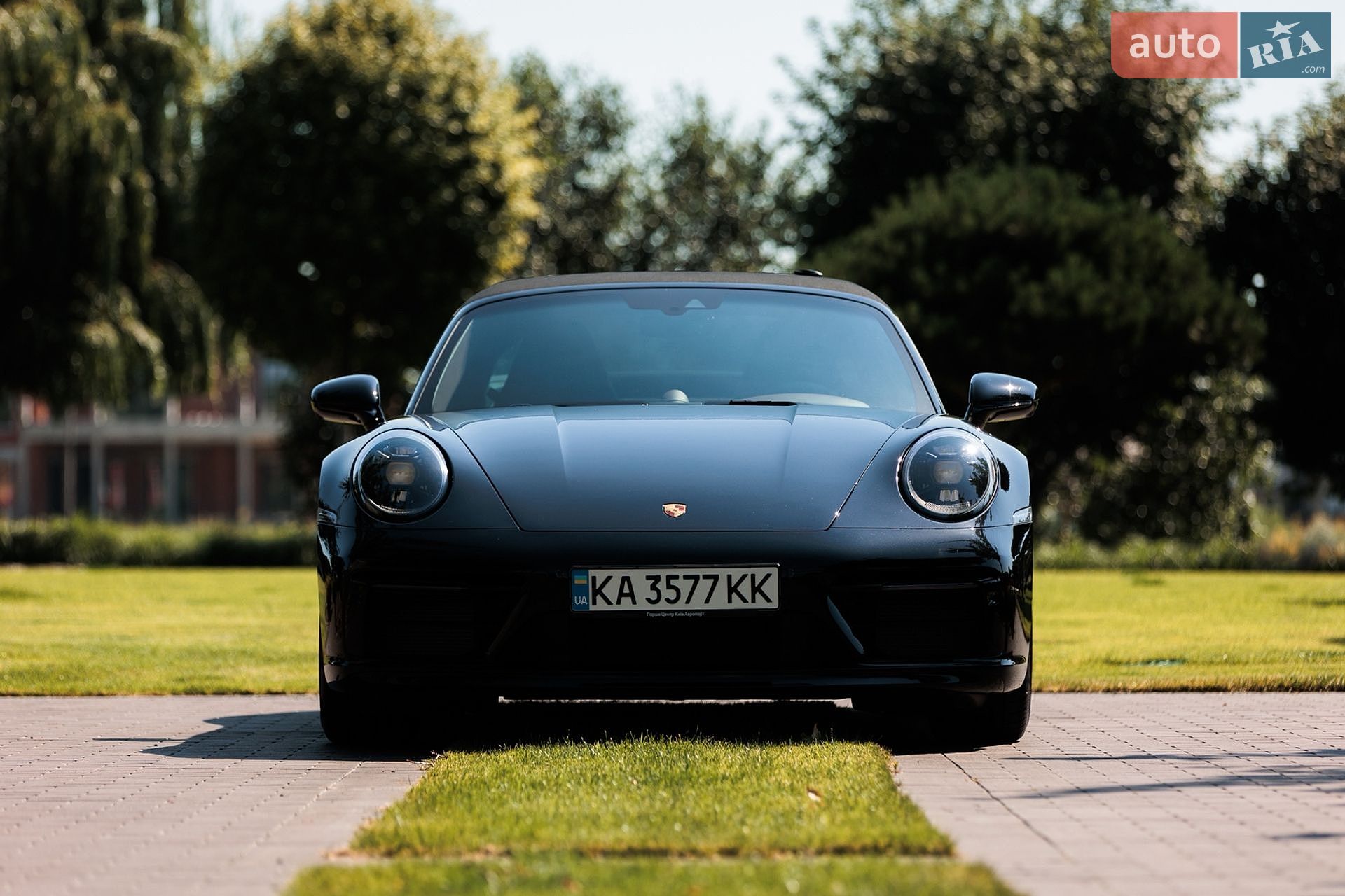 Porsche 911 2022 VIN WP0ZZZ99ZNS228467 фото оголошення 5 з 12