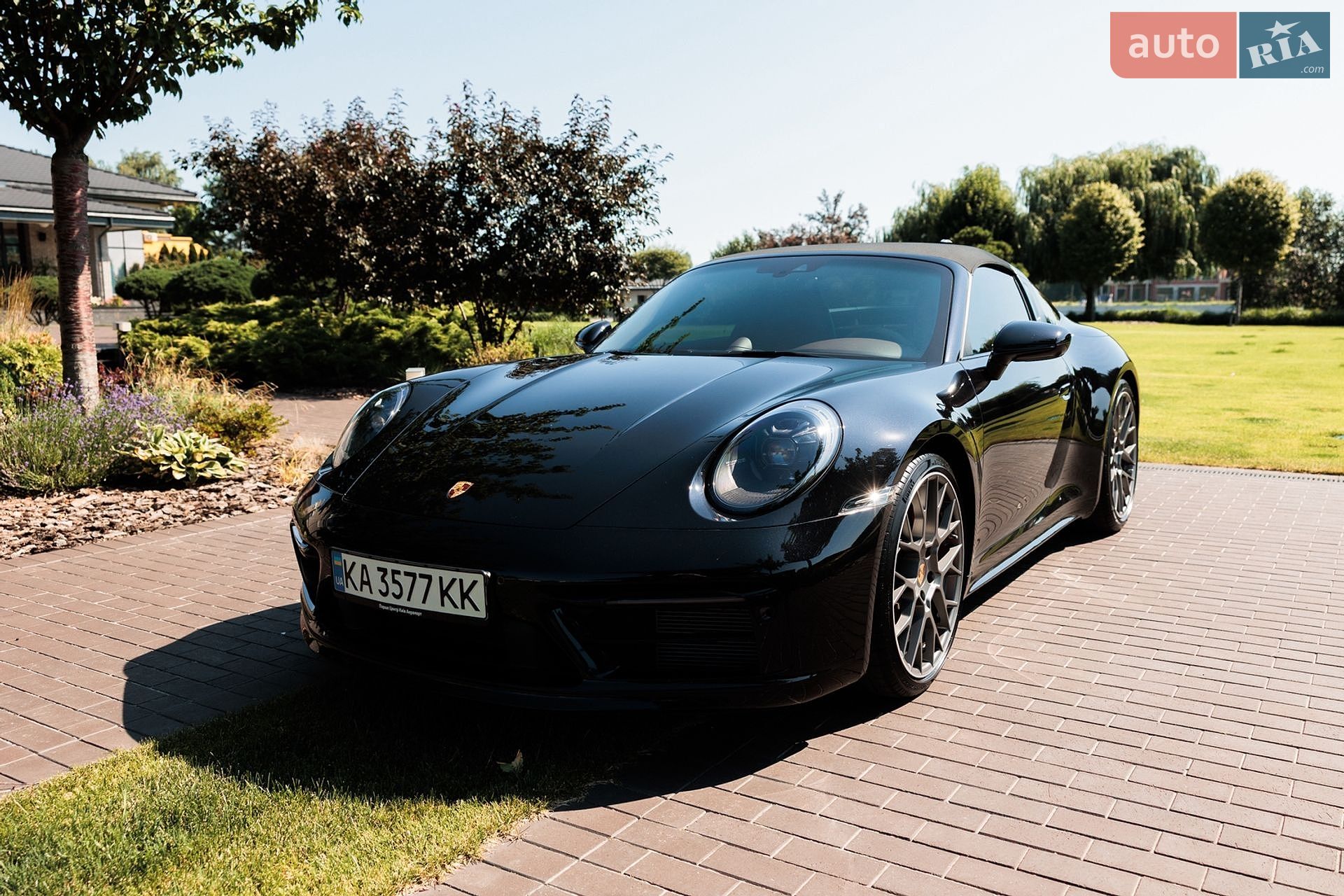 Porsche 911 2022 VIN WP0ZZZ99ZNS228467 фото оголошення 9 з 12