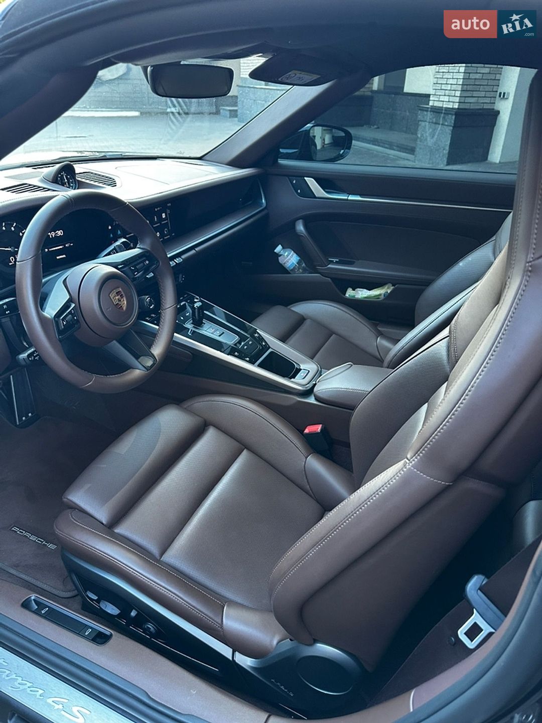 Porsche 911 2022 VIN WP0ZZZ99ZNS228467 фото оголошення 11 з 12