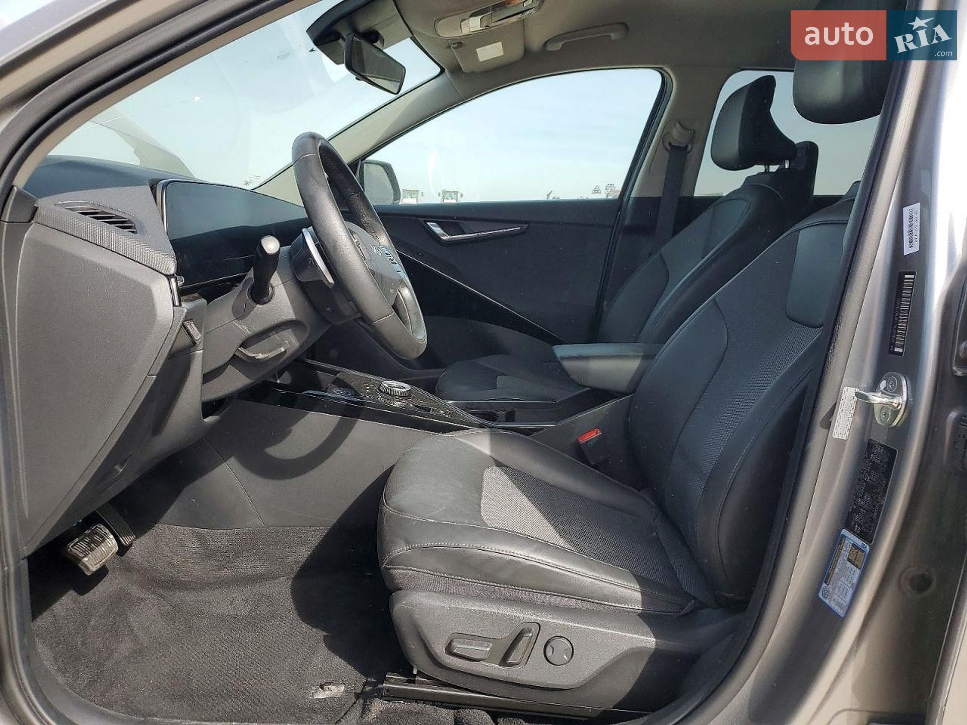 Kia Niro 2023 VIN KNDCR3L10P5071480 фото оголошення 6 з 13