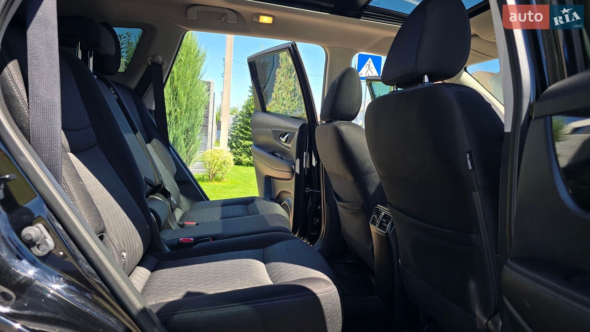 Nissan X-Trail 2017 VIN JN1TCAT32U0105386 фото оголошення 21 з 38