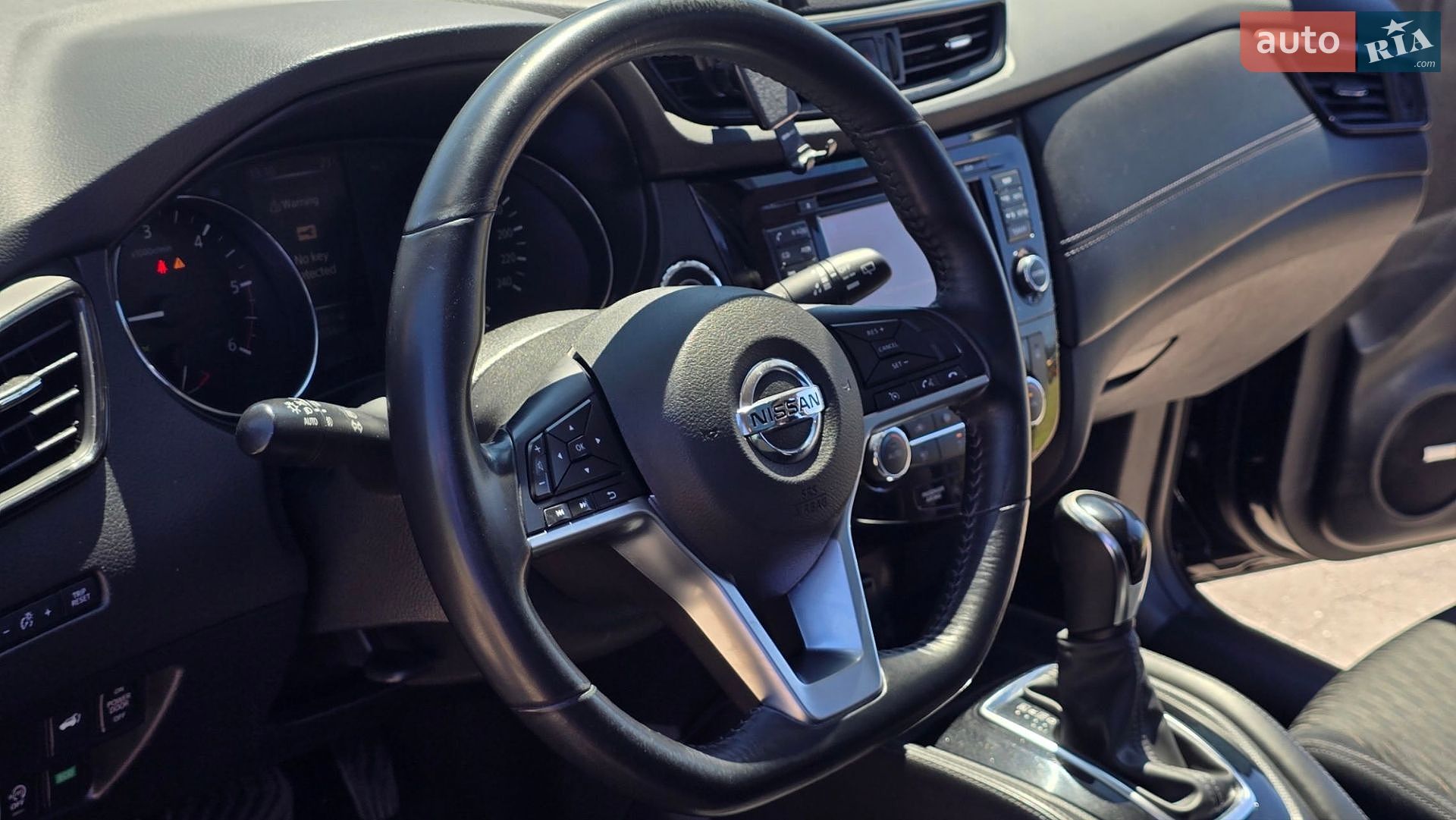 Nissan X-Trail 2017 VIN JN1TCAT32U0105386 фото оголошення 30 з 38