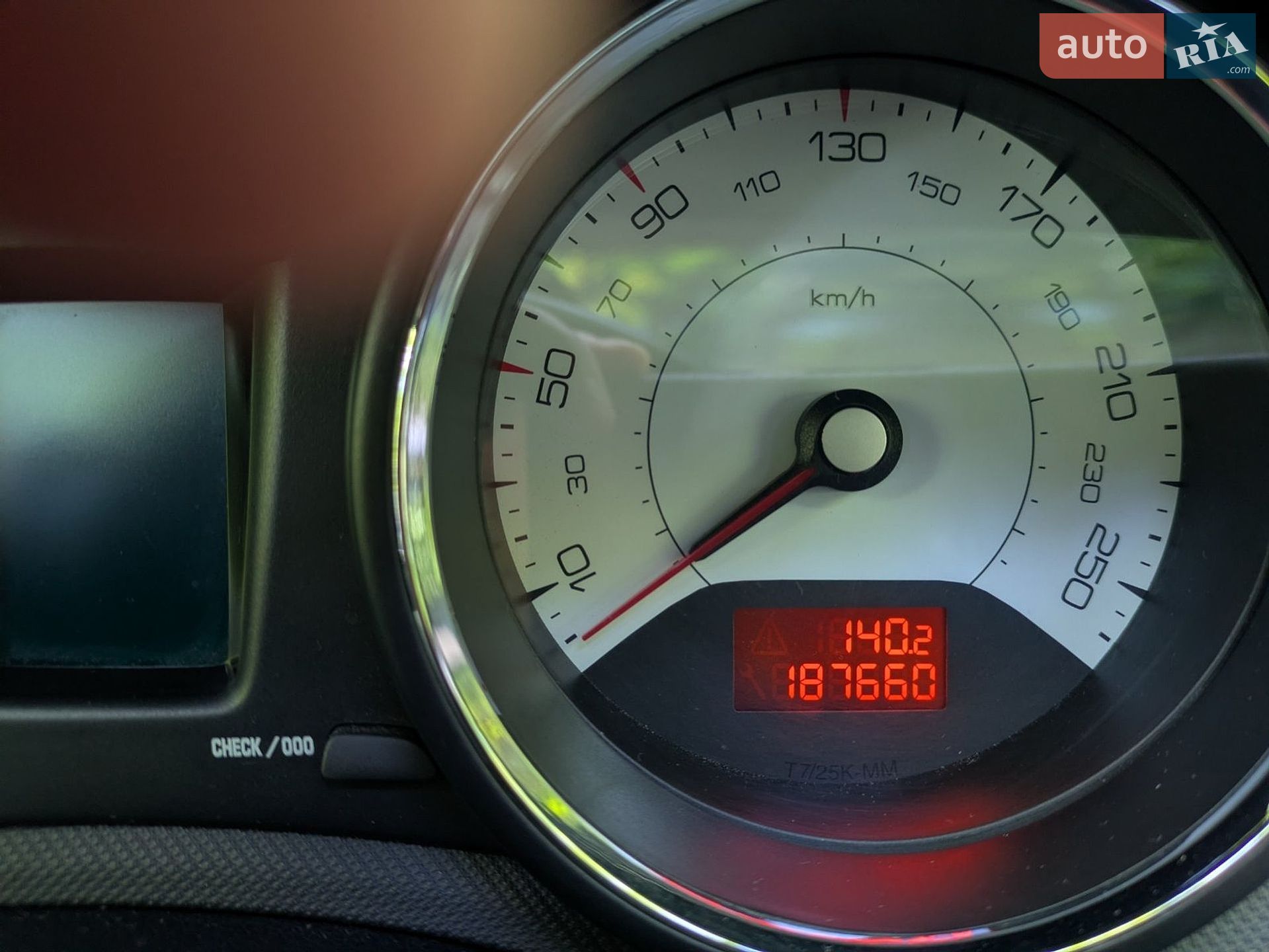 Peugeot 308 2012 VIN VF34C9HR8CS246884 фото оголошення 7 з 14