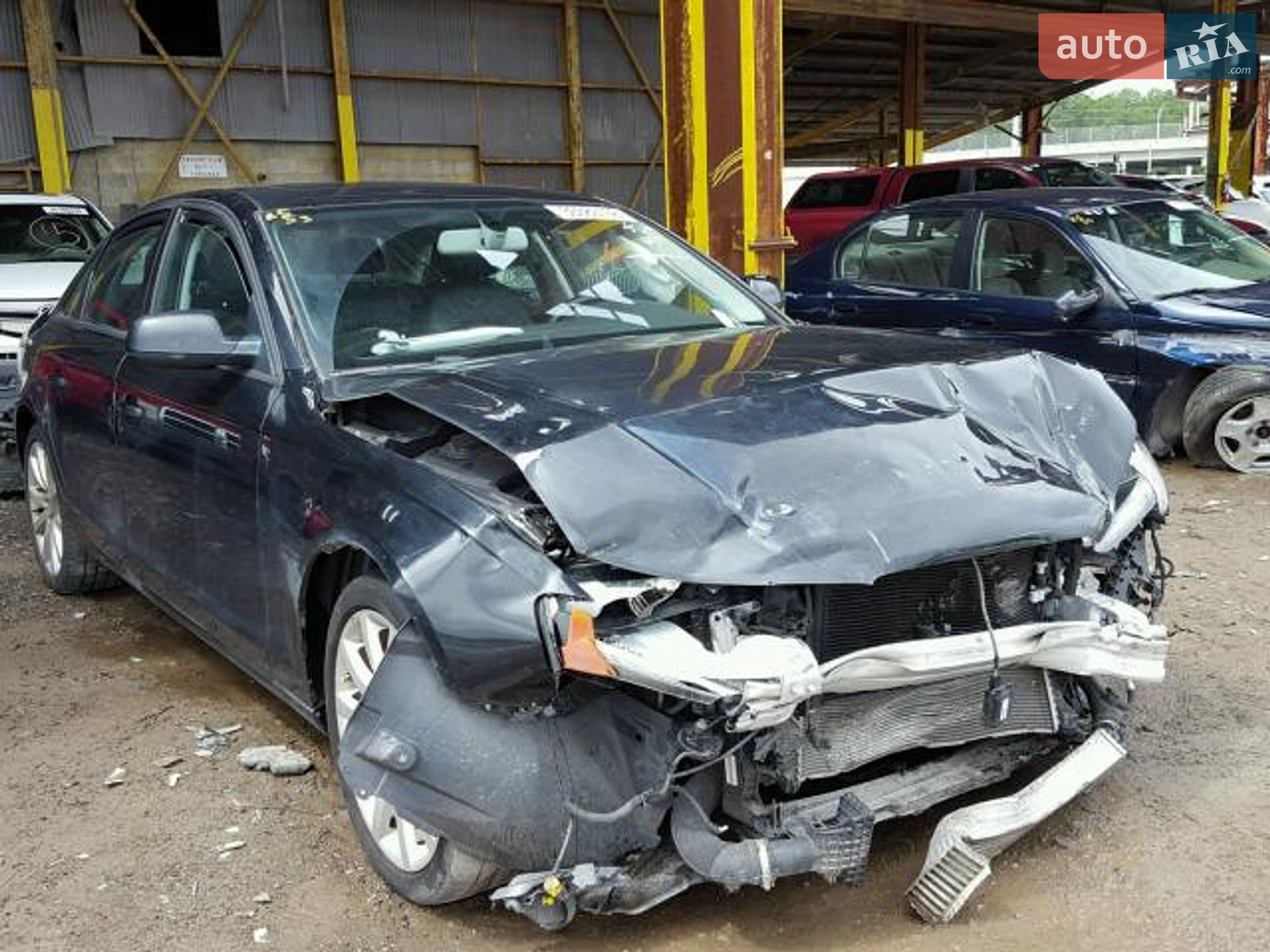 Audi A4 2014 VIN WAUAFAFL2EN039738 фото оголошення 30 з 35