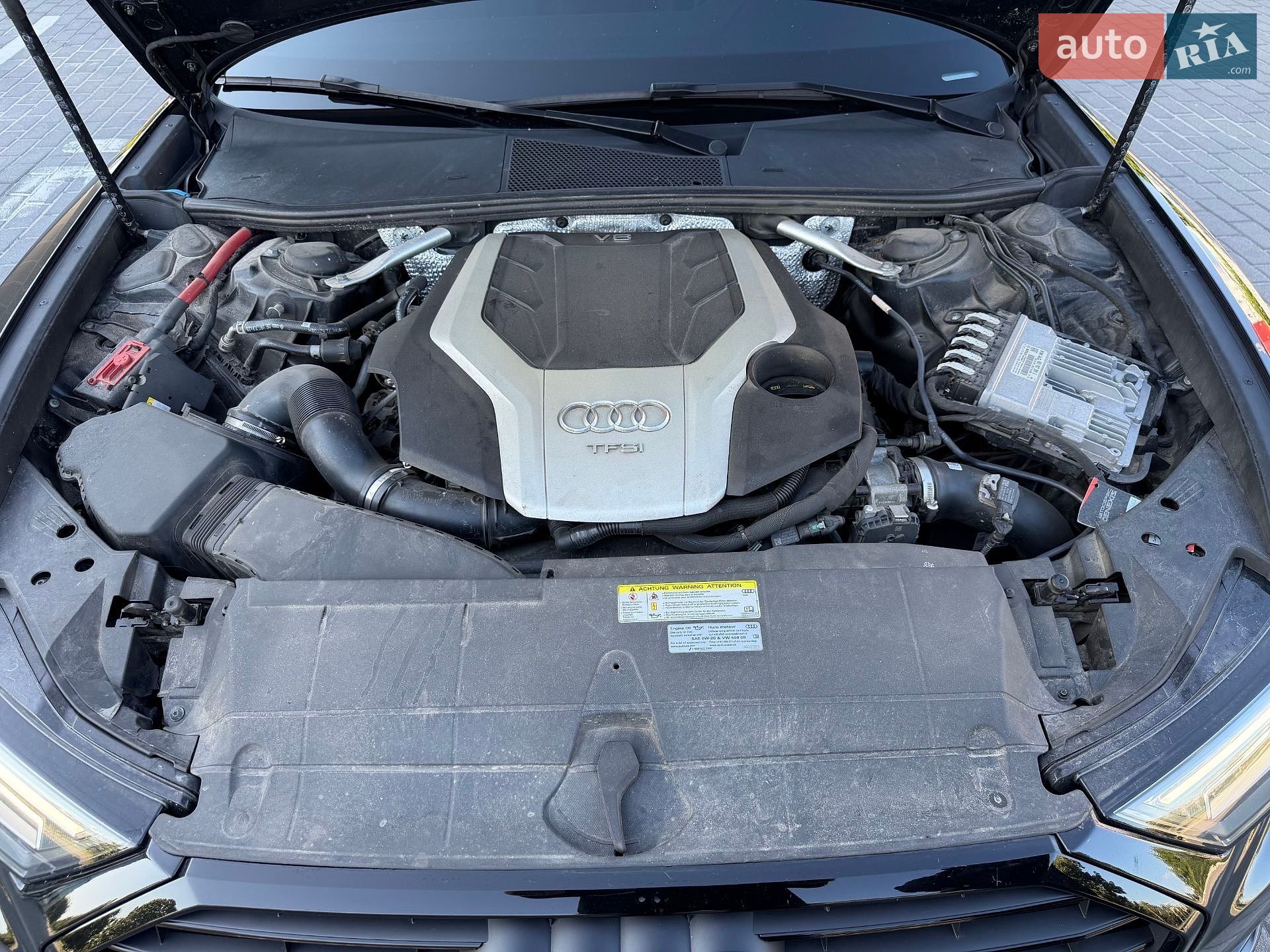 Audi A6 2019 VIN WAUL2AF25KN101589 фото оголошення 20 з 51