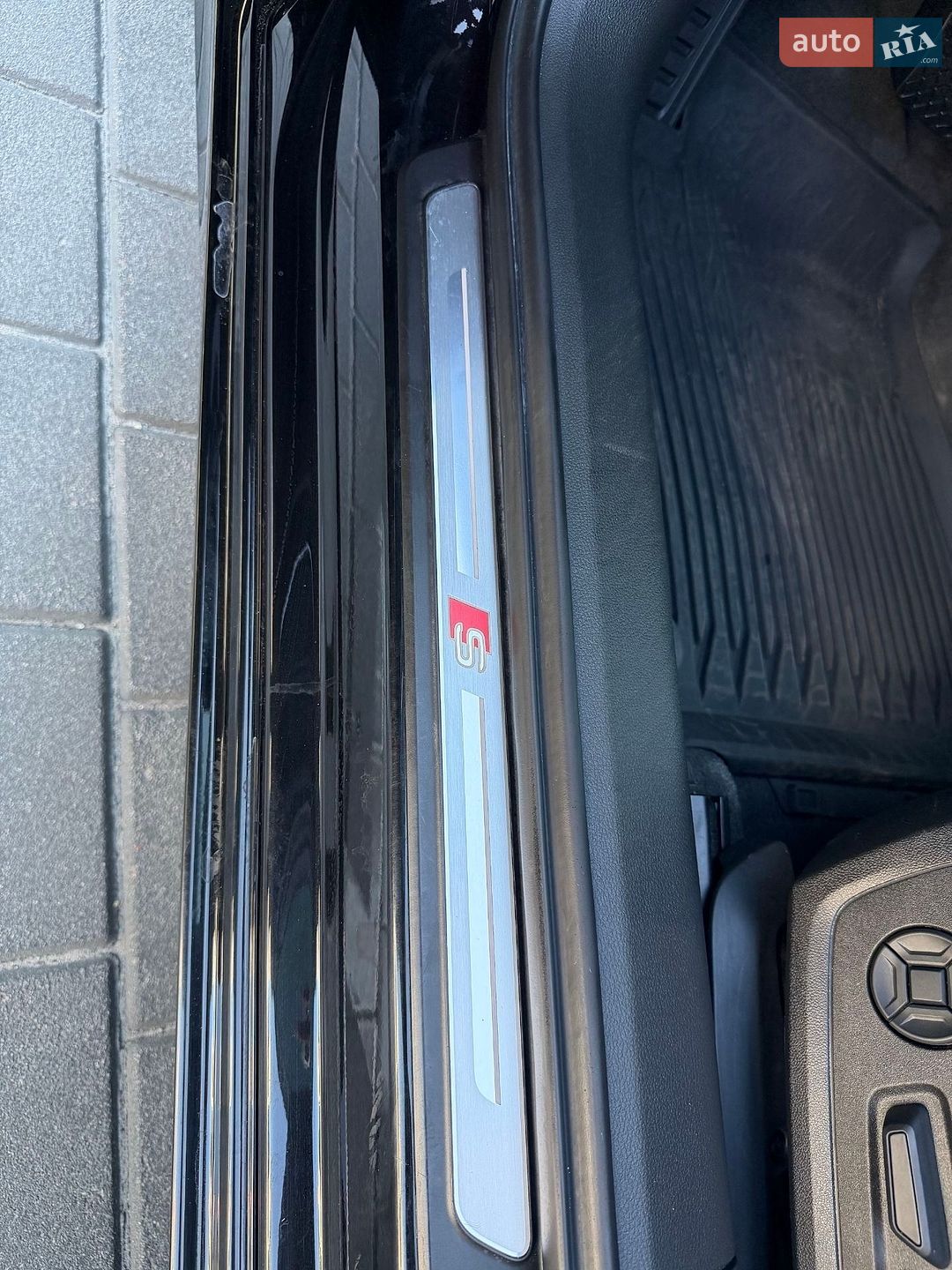 Audi A6 2019 VIN WAUL2AF25KN101589 фото оголошення 25 з 51