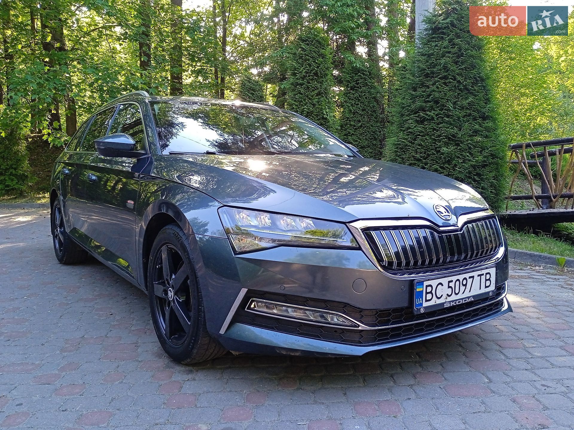 Skoda Superb 2020 VIN TMBJW7NP2L7059130 фото оголошення 3 з 76