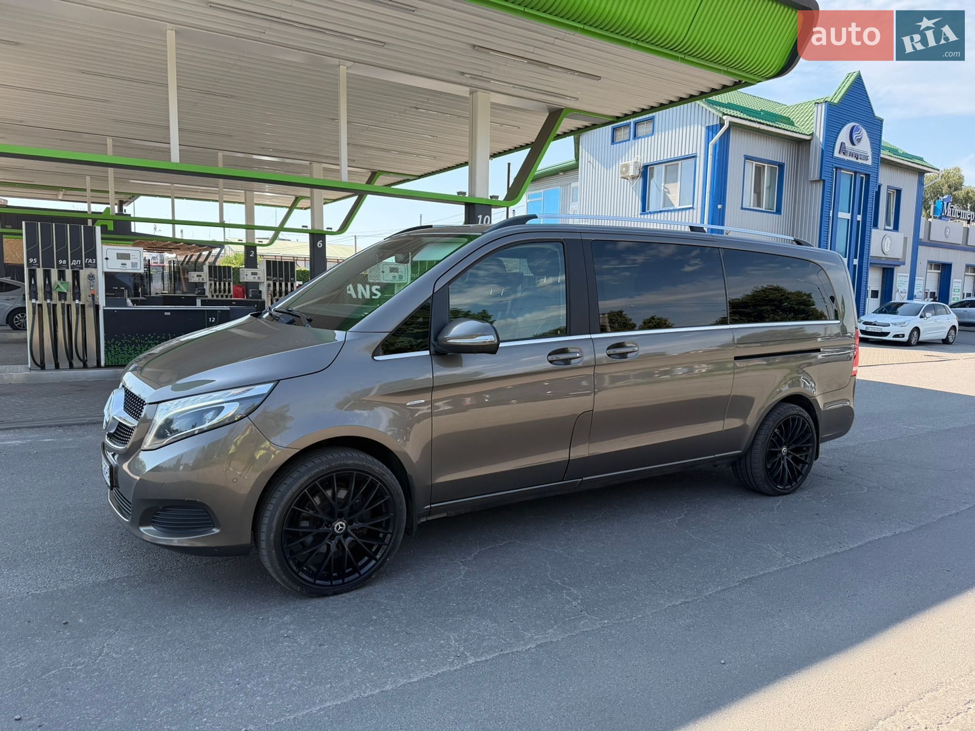 Mercedes-Benz V-Class 2015 VIN WDF44781513066351 фото оголошення 3 з 23