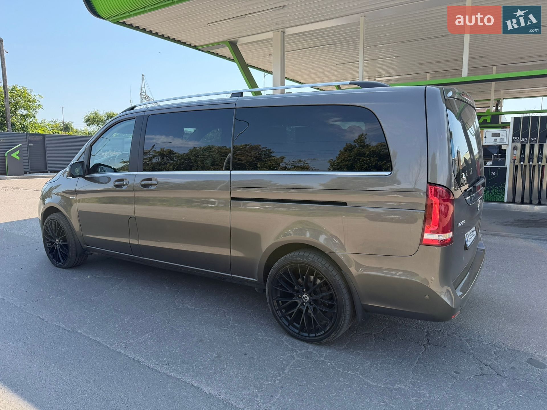 Mercedes-Benz V-Class 2015 VIN WDF44781513066351 фото оголошення 4 з 23